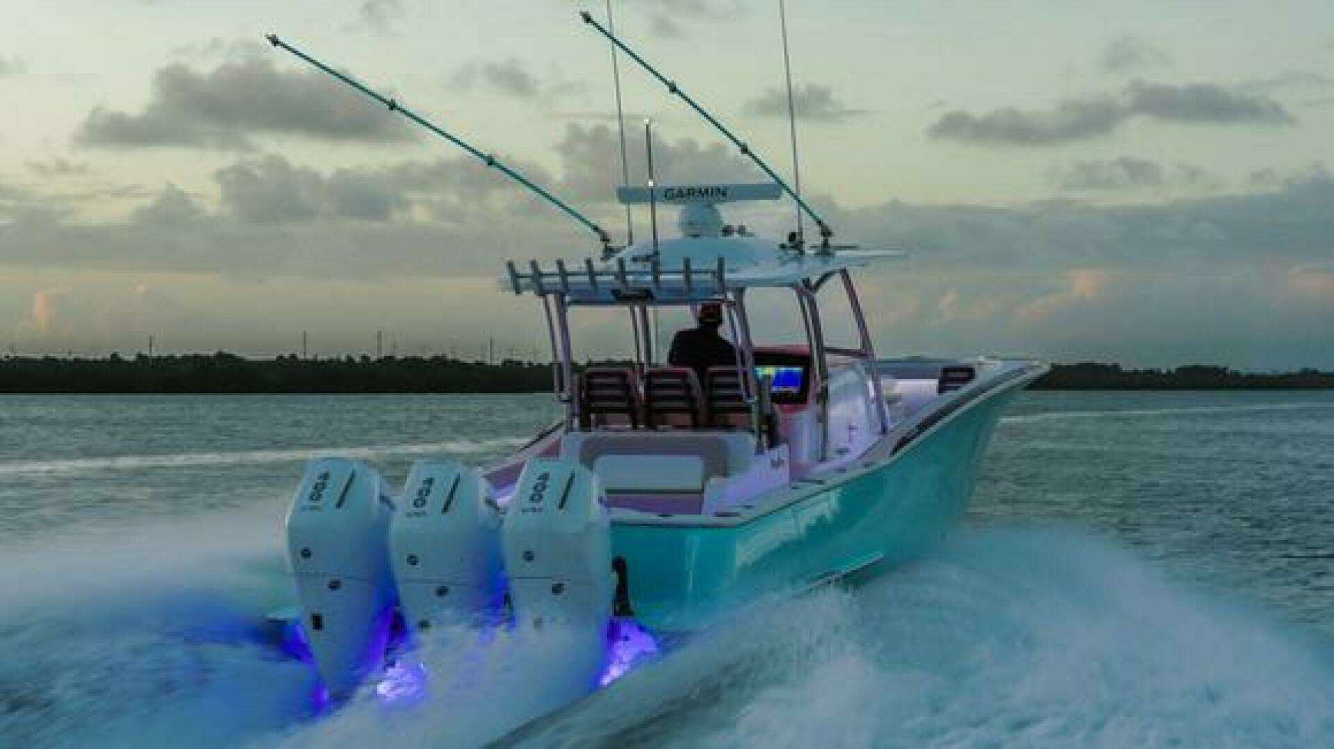 2026 Mag Bay 38 Center Console - Image 6