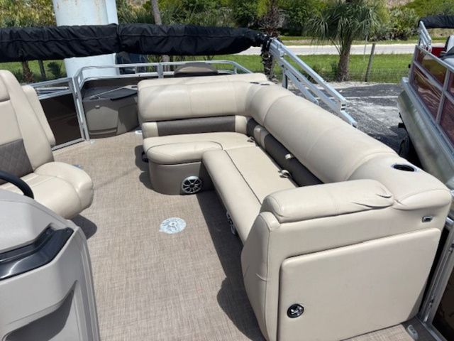 2024 Sun Tracker SportFish 20 DLX - 9