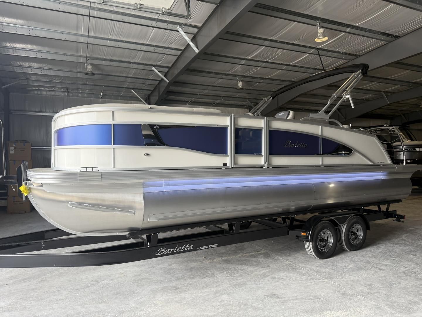 2025 Barletta Lusso L23UC - 7