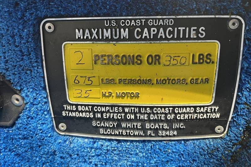 U.S. Coast Guard capacity plate for 2006 SCANDY WHITE 1310 boat, 2 persons or 350 lbs.