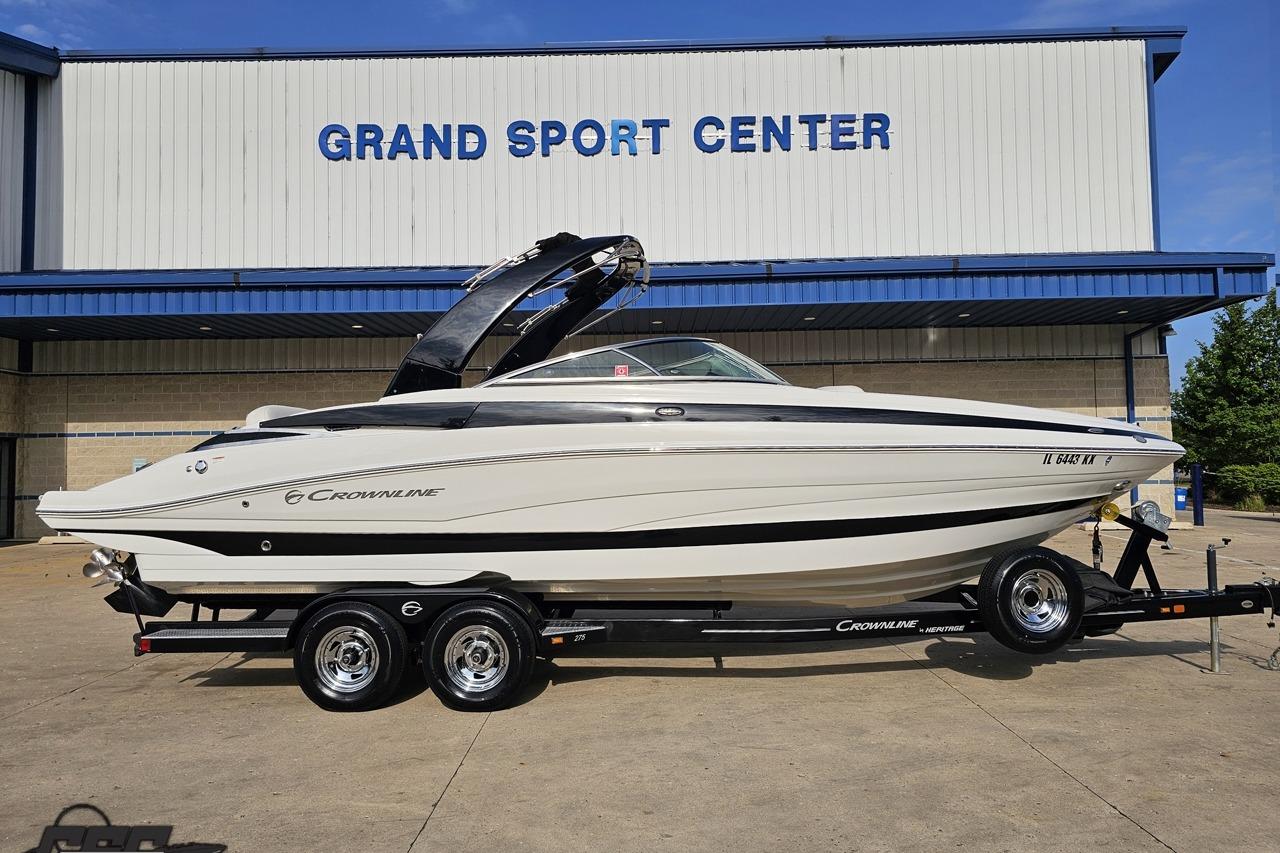 2019 Crownline 275 SS