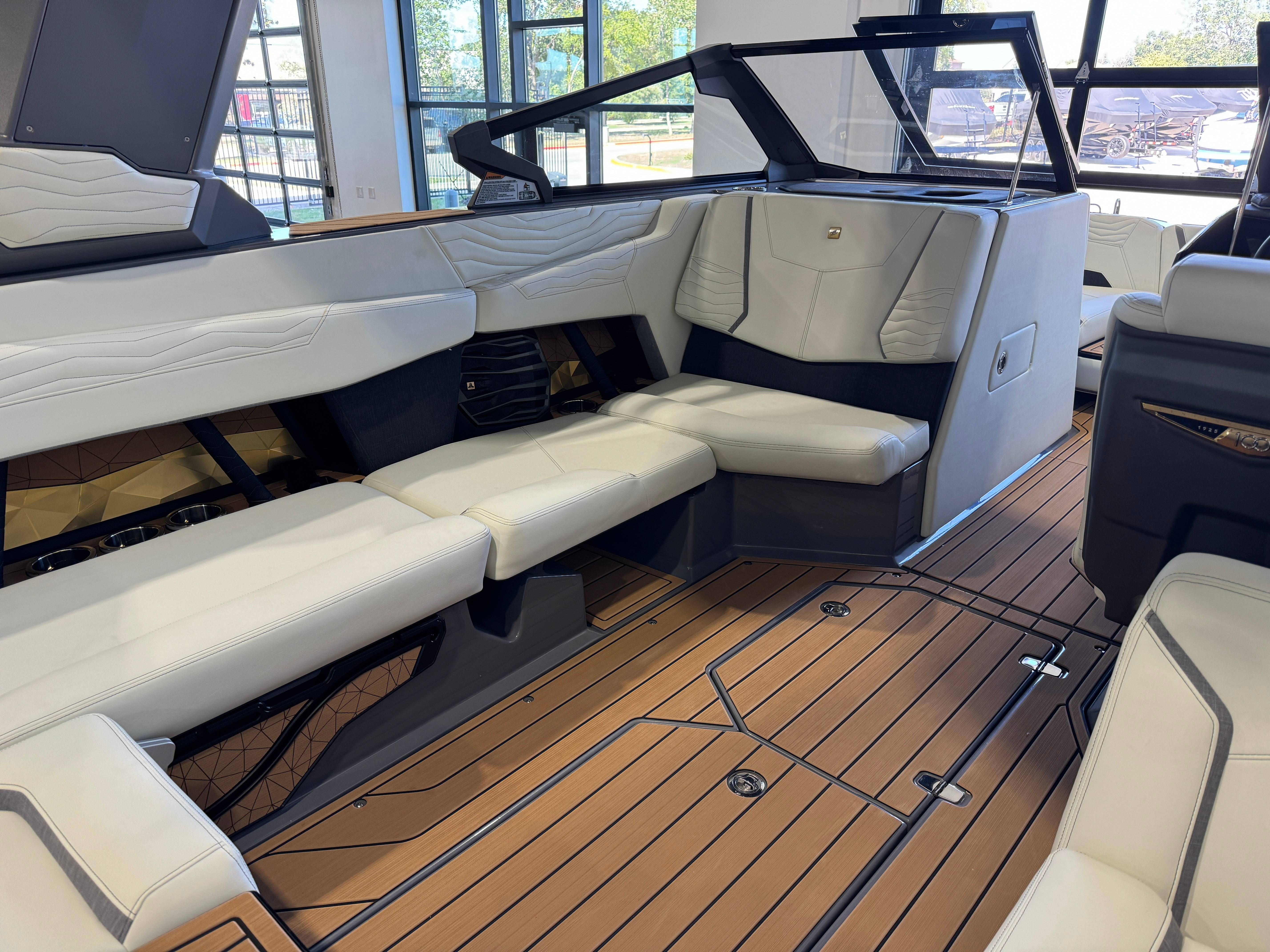 2025 Nautique Super Air Nautique G23 - 15