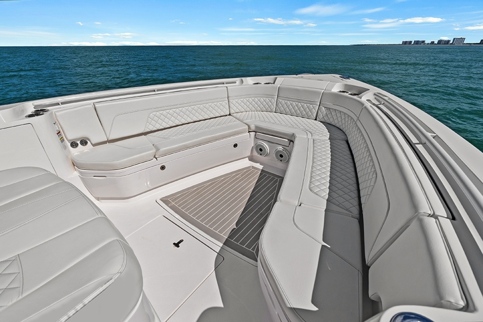 2022 Intrepid 427 Nomad FE - Image 45