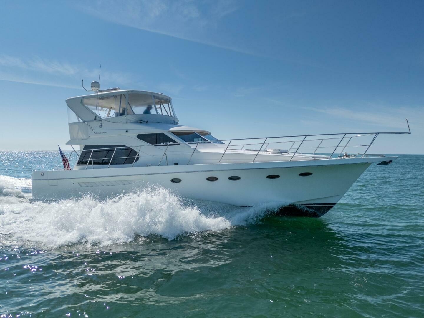 2007 Ocean Alexander 52 Sedan - Image 4