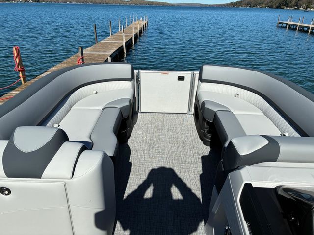 2026 Tahoe 2585 CASCADE QUAD LOUNGER - 16