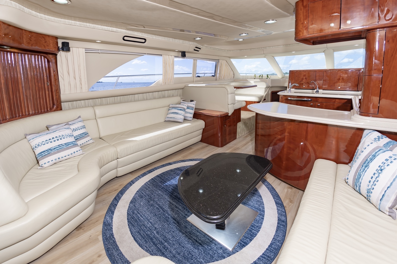 2002 Sea Ray 560 Sedan Bridge - Image 26