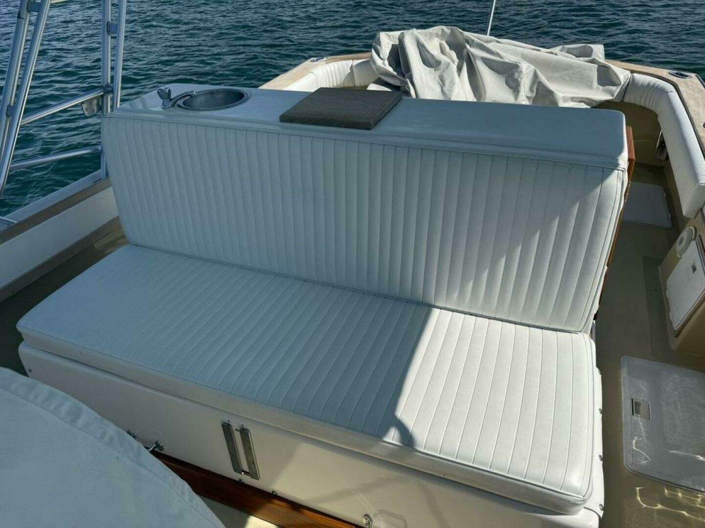 1986 Dusky 26 Custom - Image 19