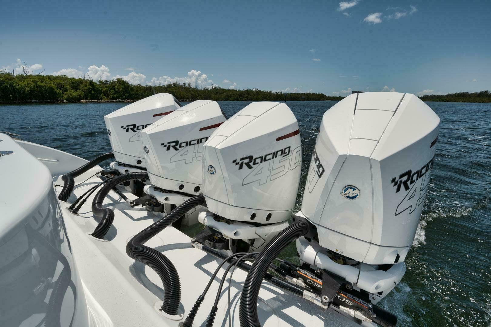 2026 Yellowfin 42 Offshore - Image 41