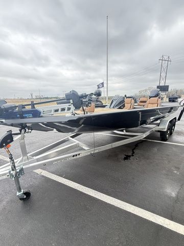 2026 Xpress H-20 BASS - 16