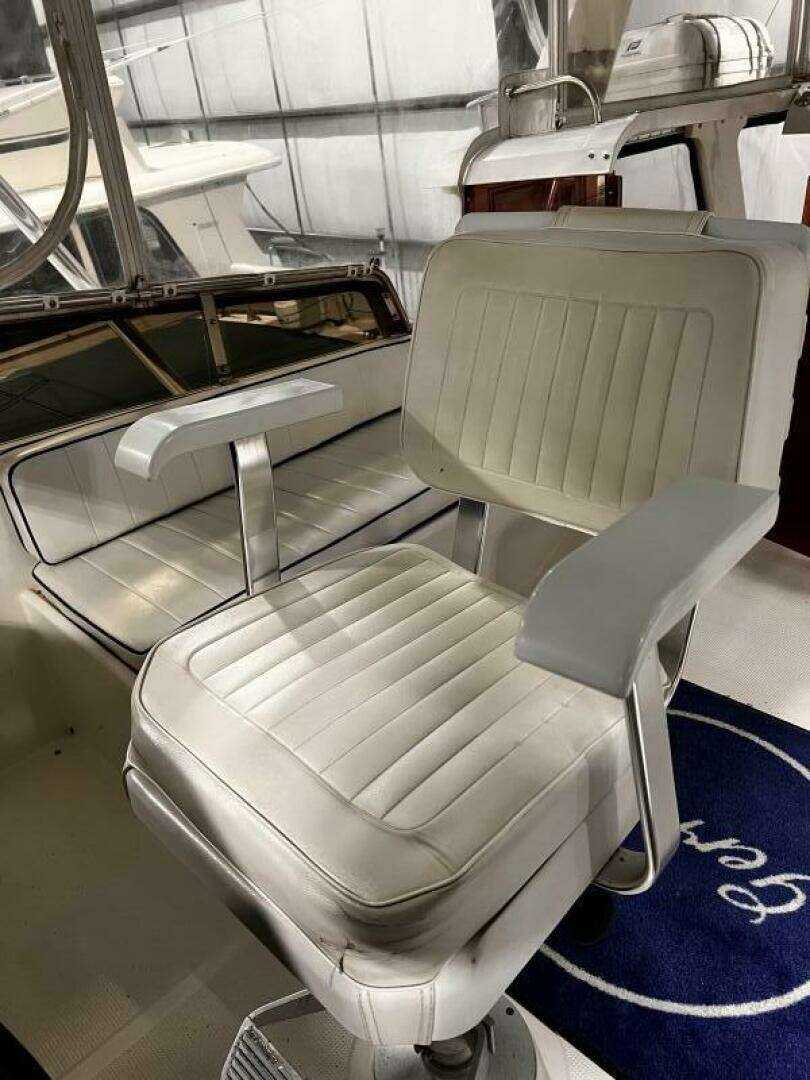 1989 Hi-Star 48 Sundeck - Image 13