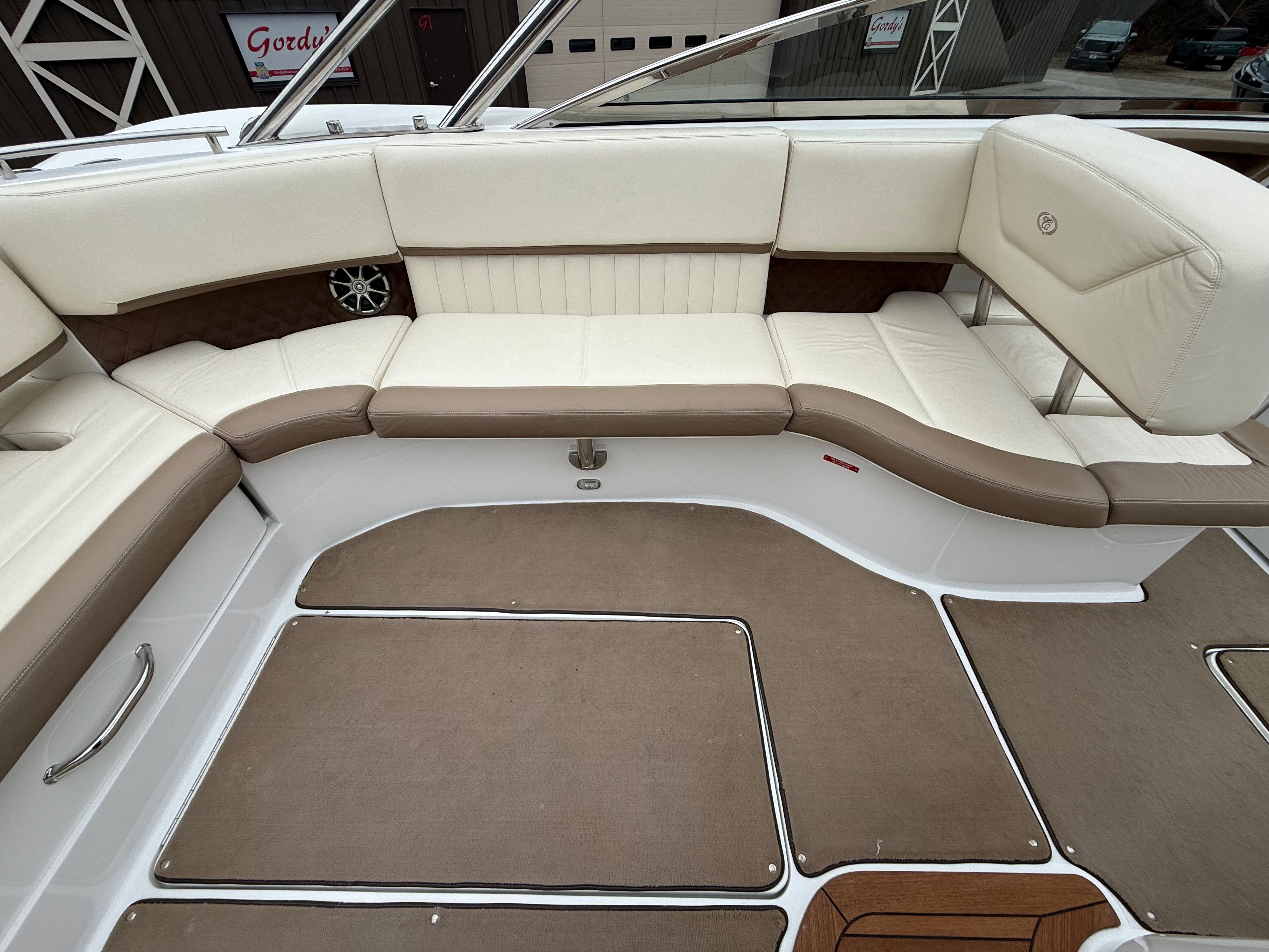 2011 Cobalt 302 - 37