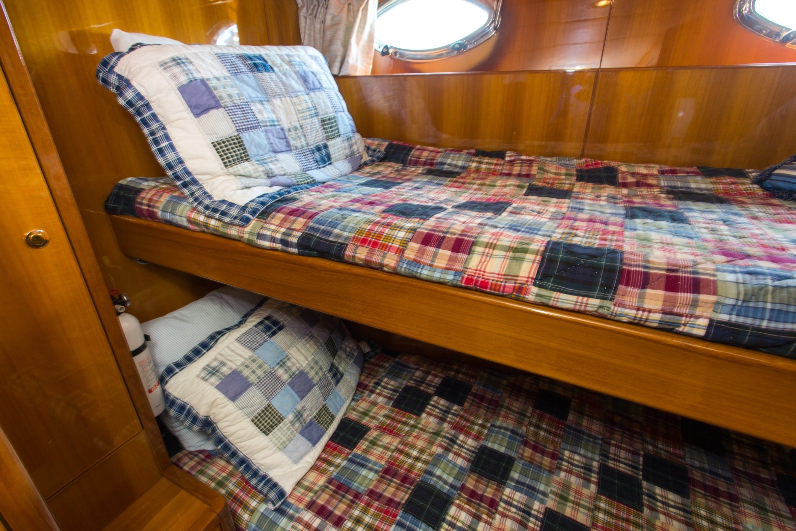 2003 Jefferson 57 Pilothouse - Image 72