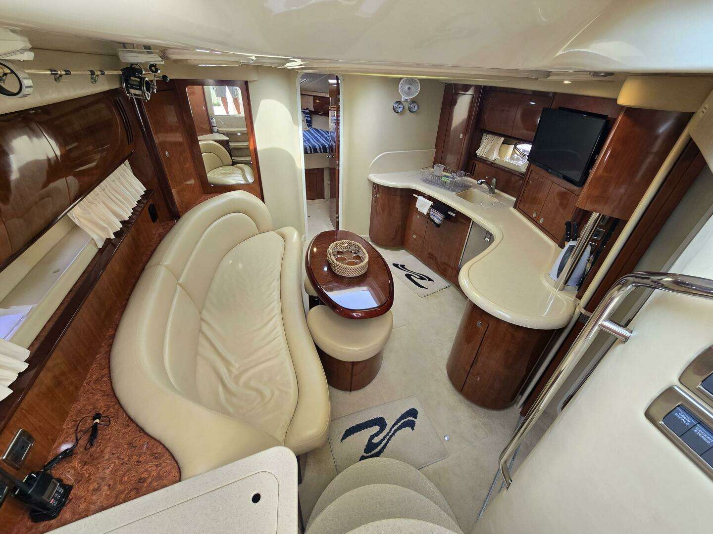 2004 Sea Ray 455 - Image 10