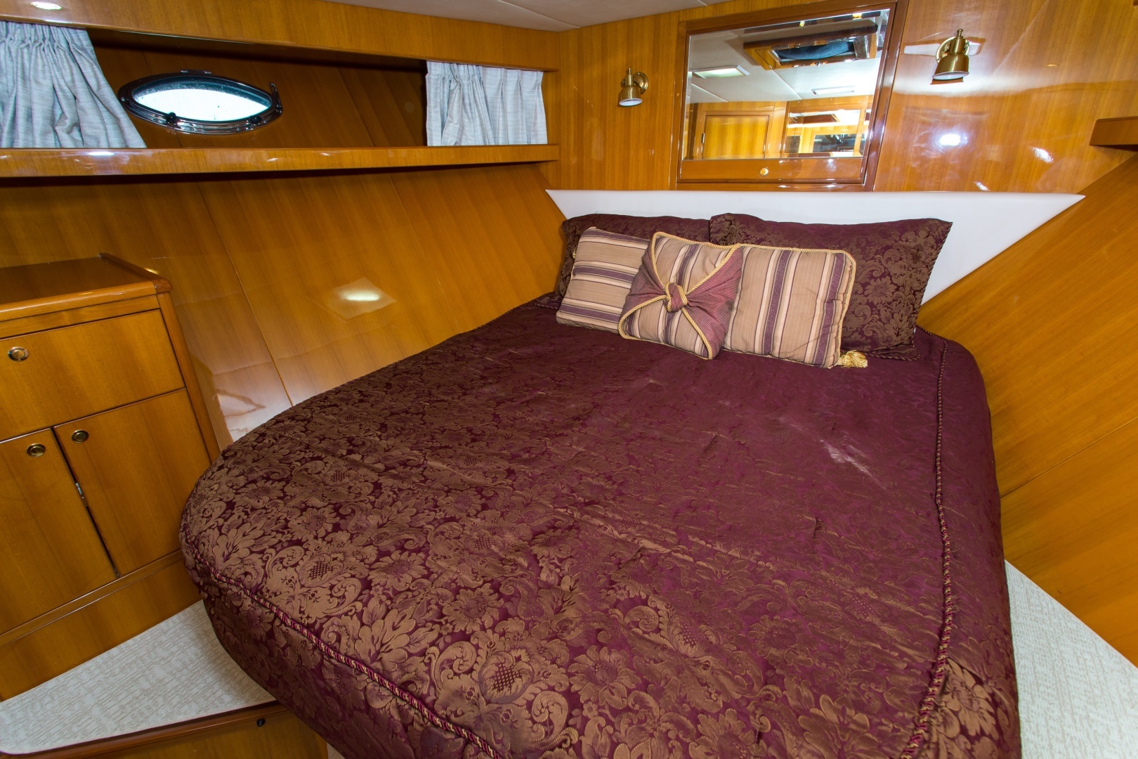 2003 Jefferson 57 Pilothouse - Image 73