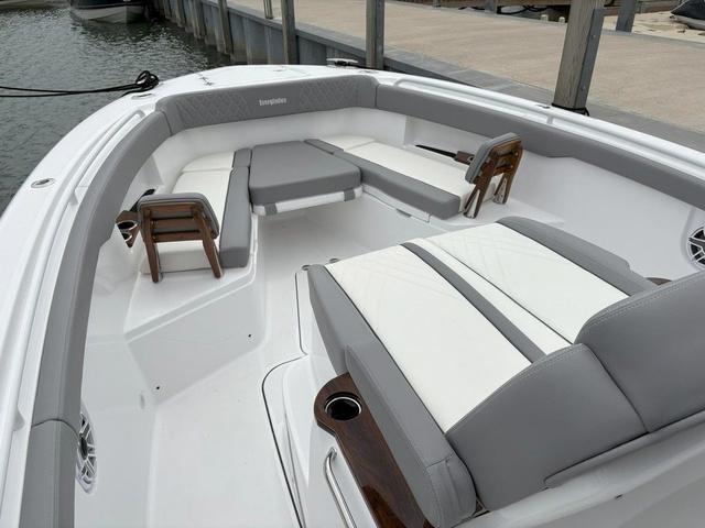 2025 Everglades 375 Center Console - 4