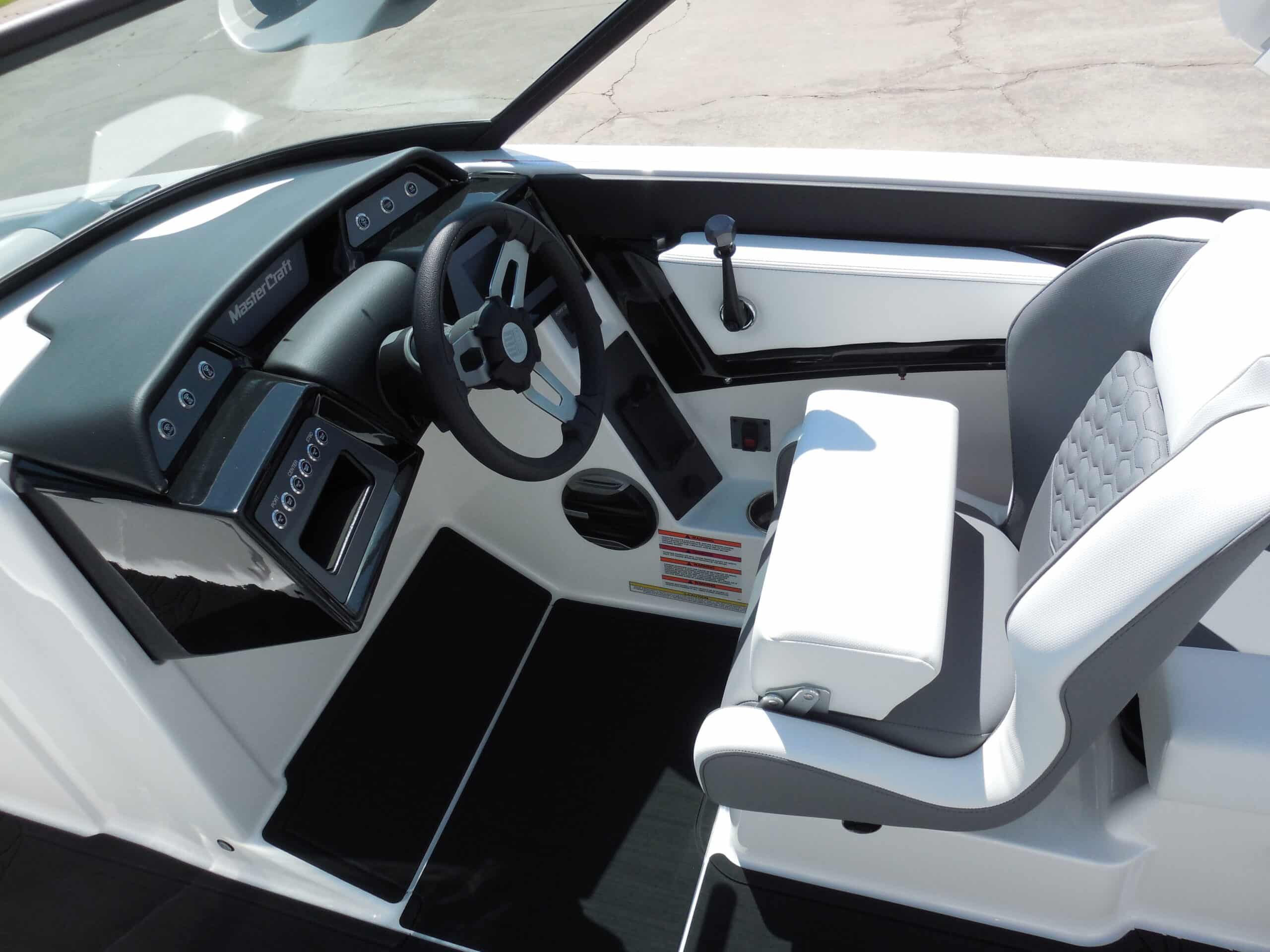 2026 MasterCraft NXT22 - 14