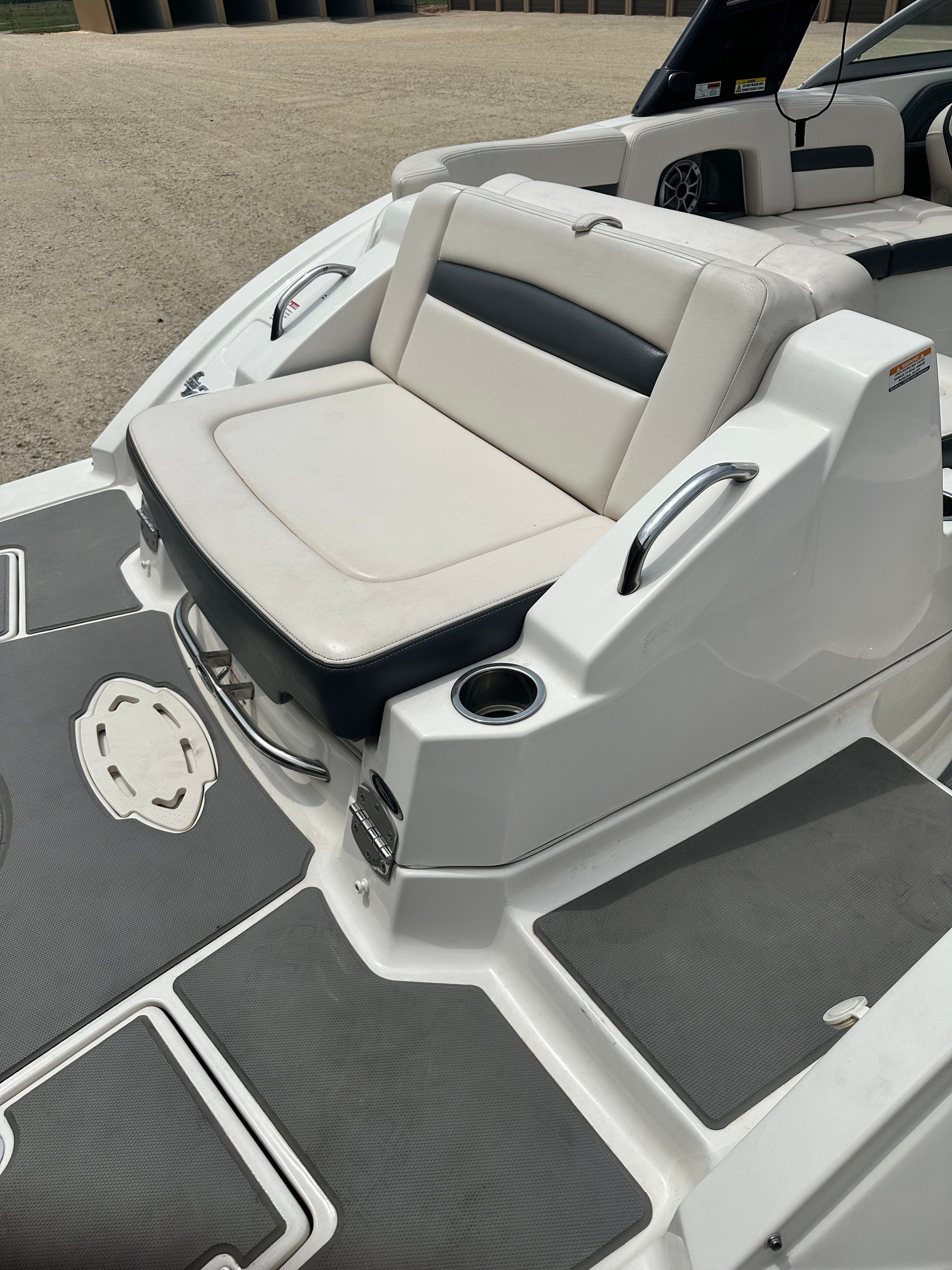 2017 Chaparral Extreme 264 Surf - 6