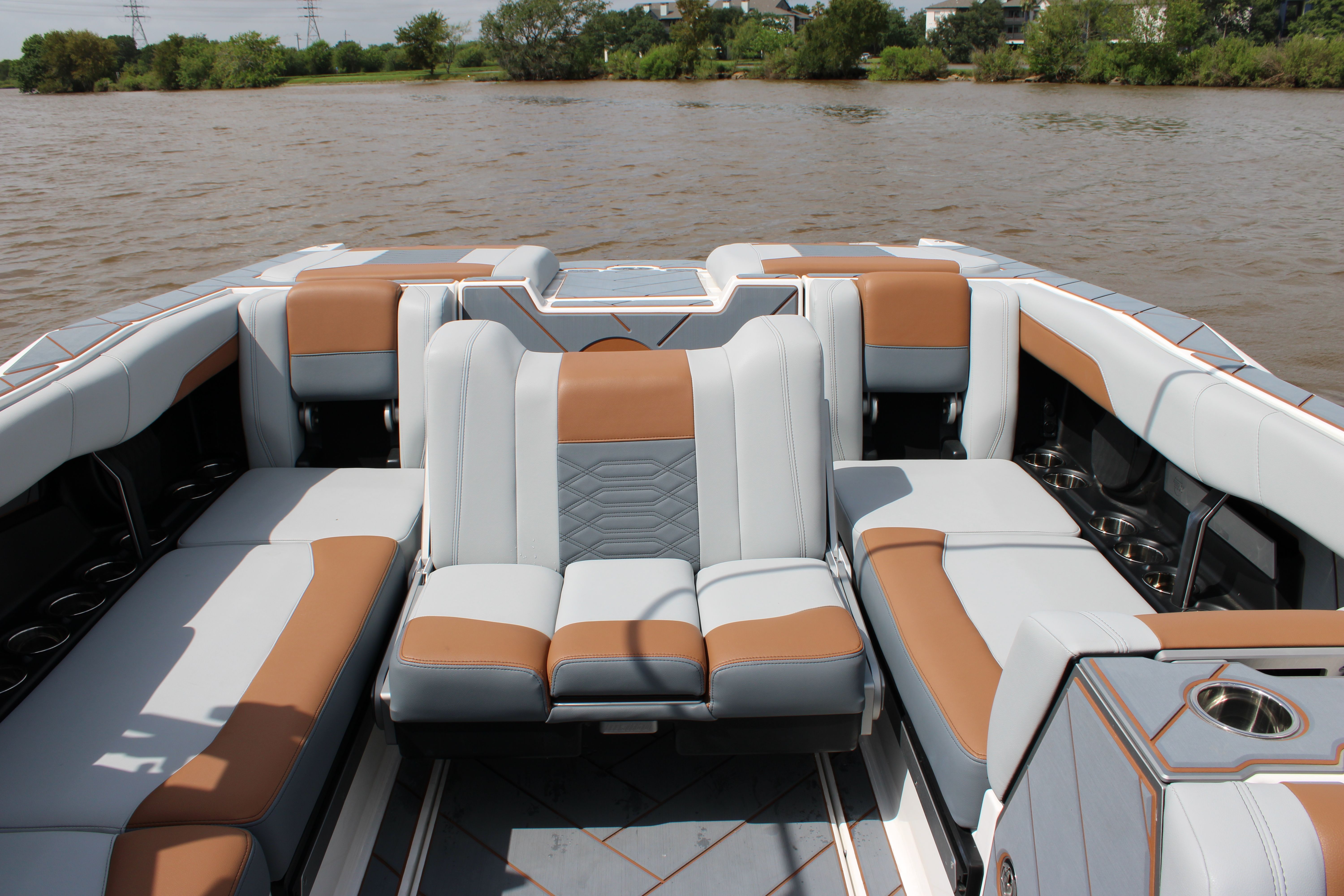 2024 Malibu 26LSV - 37