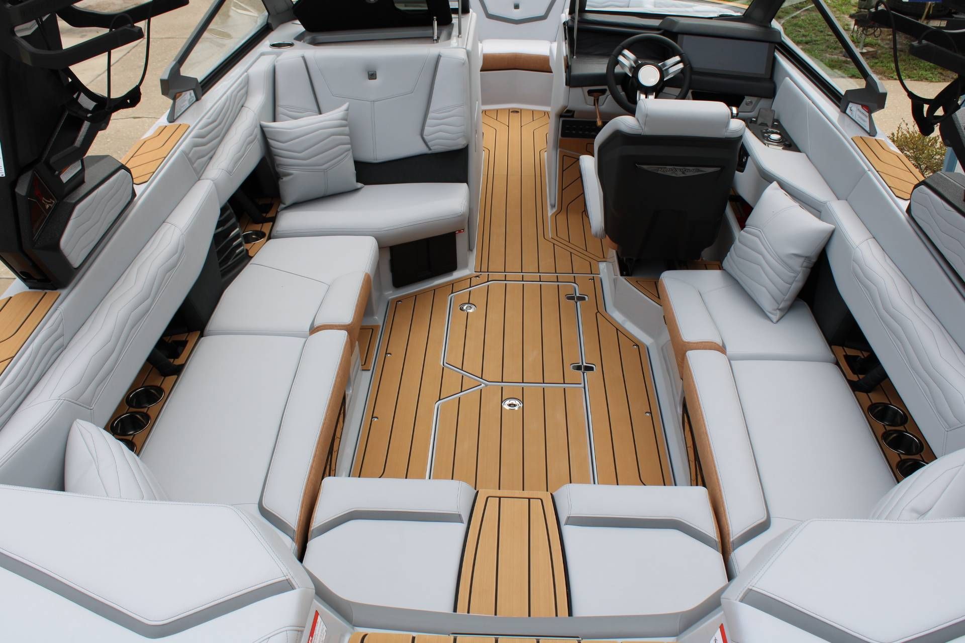 2026 Nautique G23 - 14