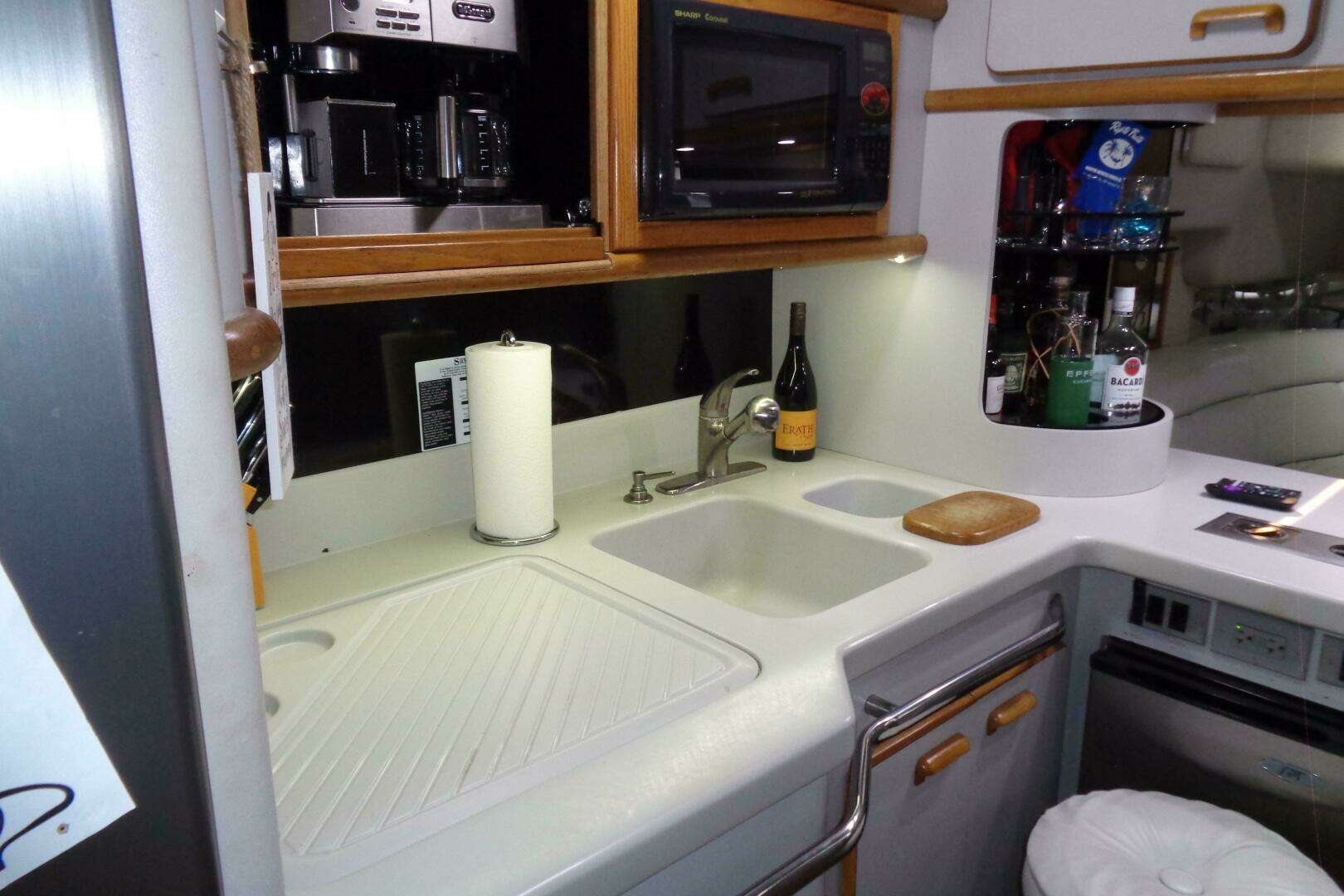 1991 Sea Ray 480 Sundancer - Image 57