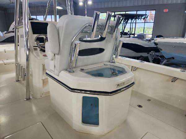 2025 Pathfinder 2400 Open boat interior with seating and storage.
