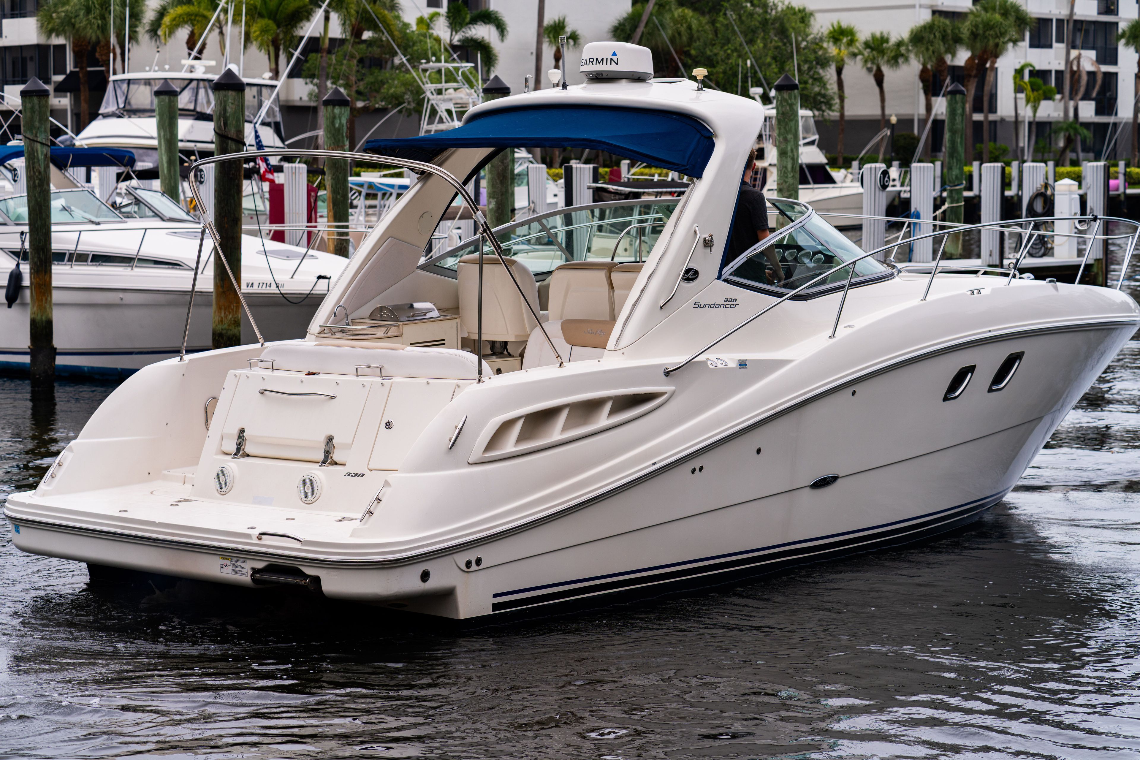 2010 Sea Ray Sundancer 330 - 17