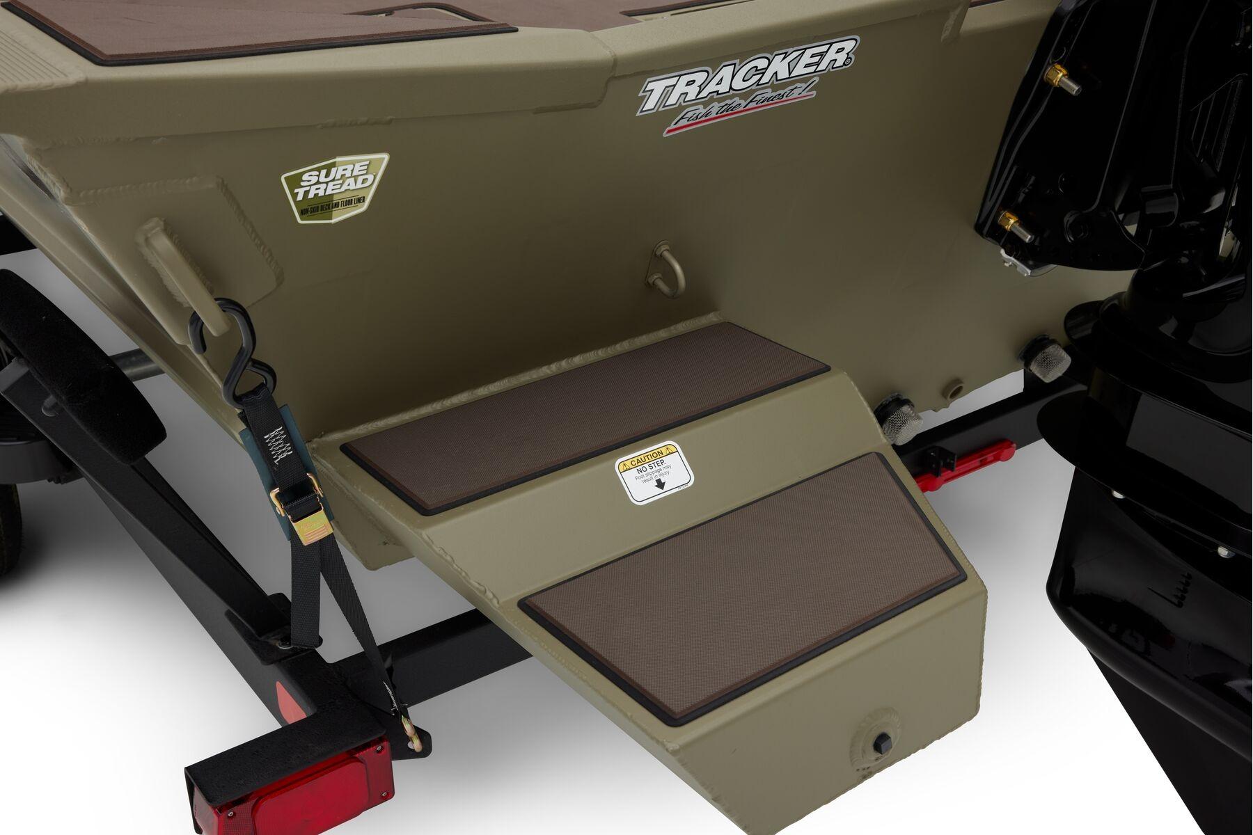 2026 Tracker Grizzly 2072 CC - 35
