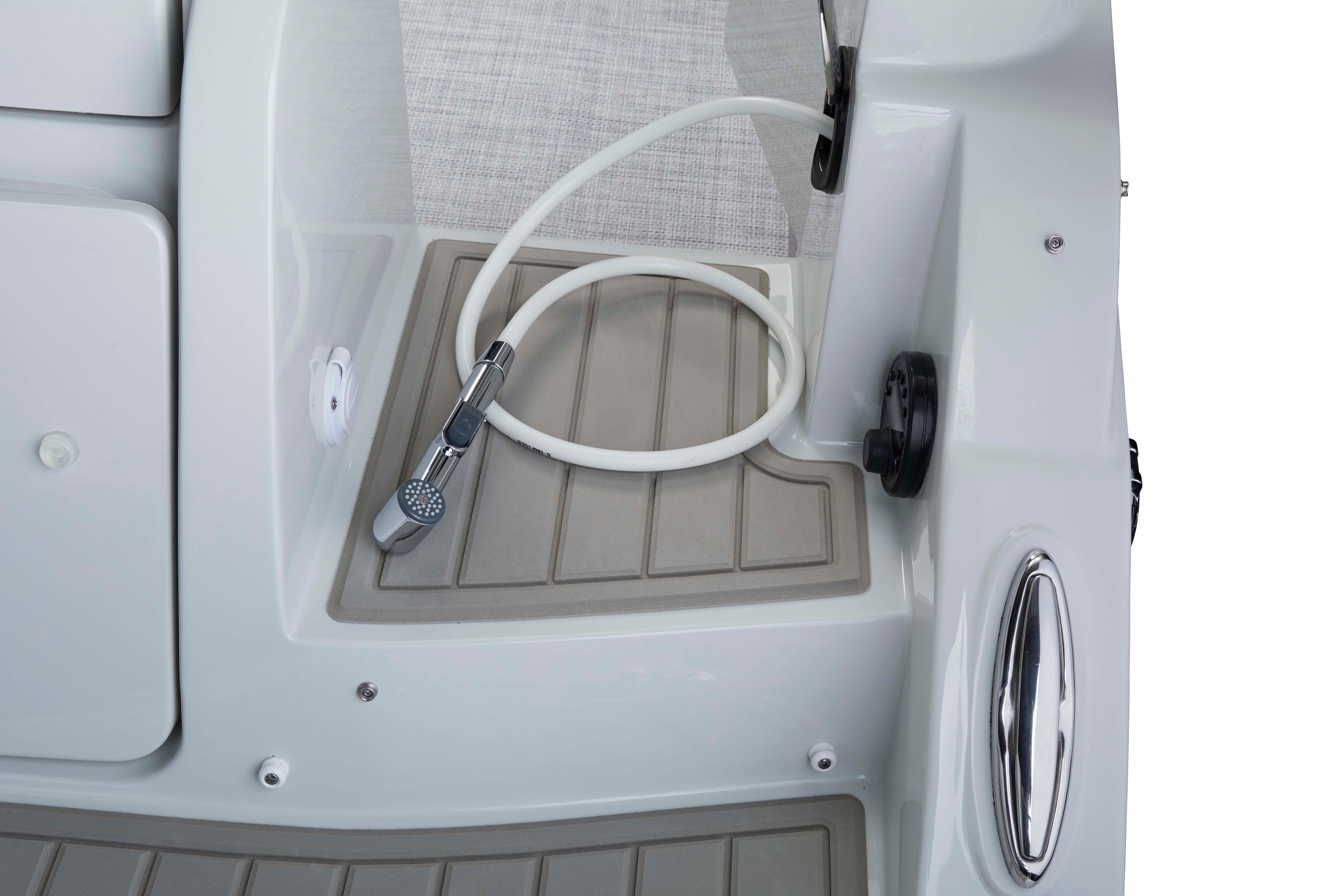 2024 Finseeker 280 DC boat deck with integrated shower hose.