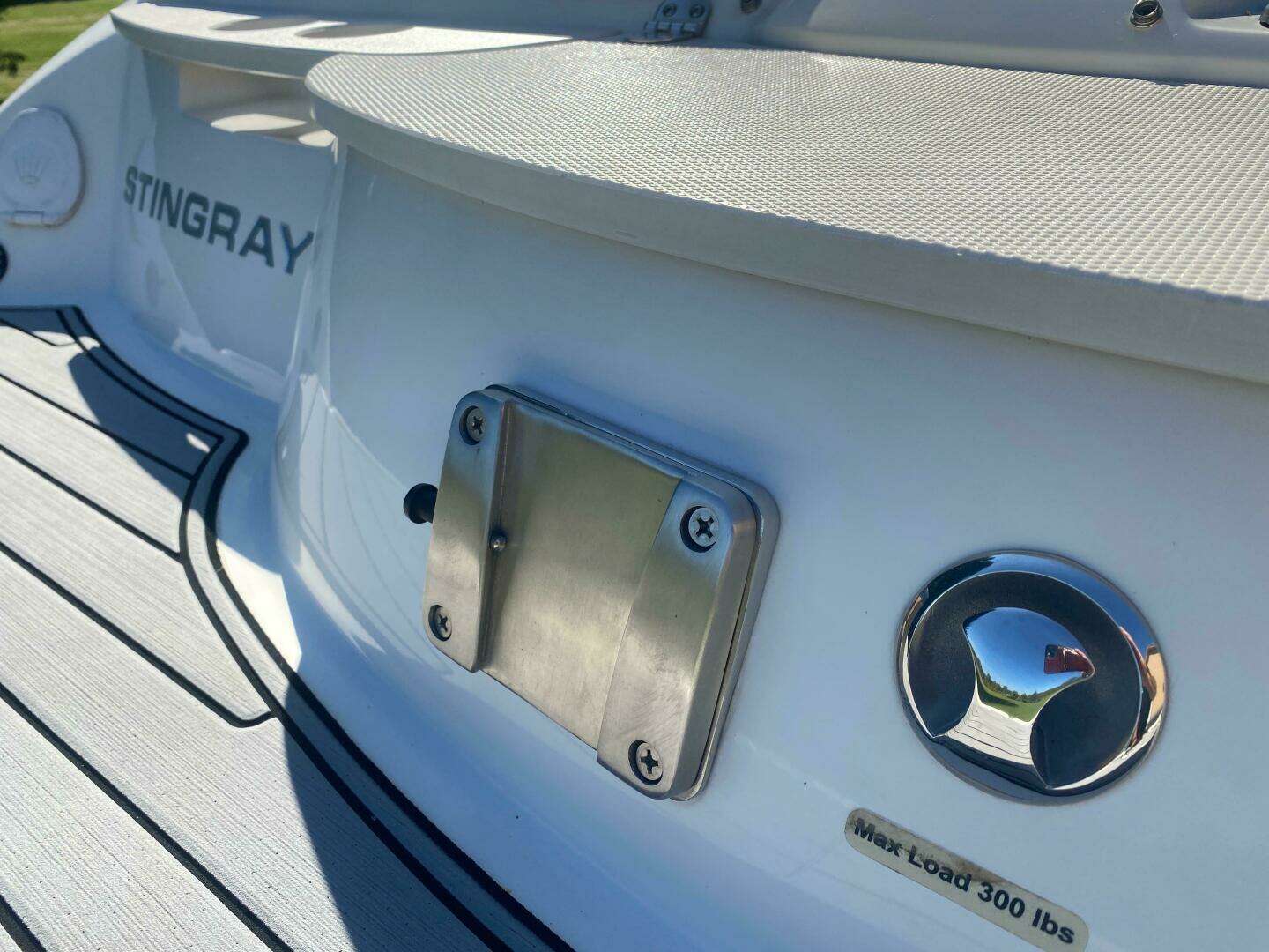 2017 Stingray 21 Stingray - Image 8