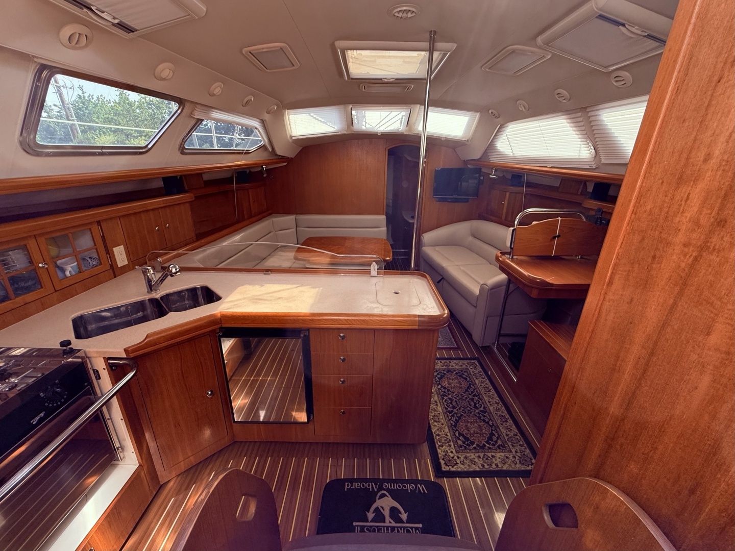 2005 Hunter — - Image 28