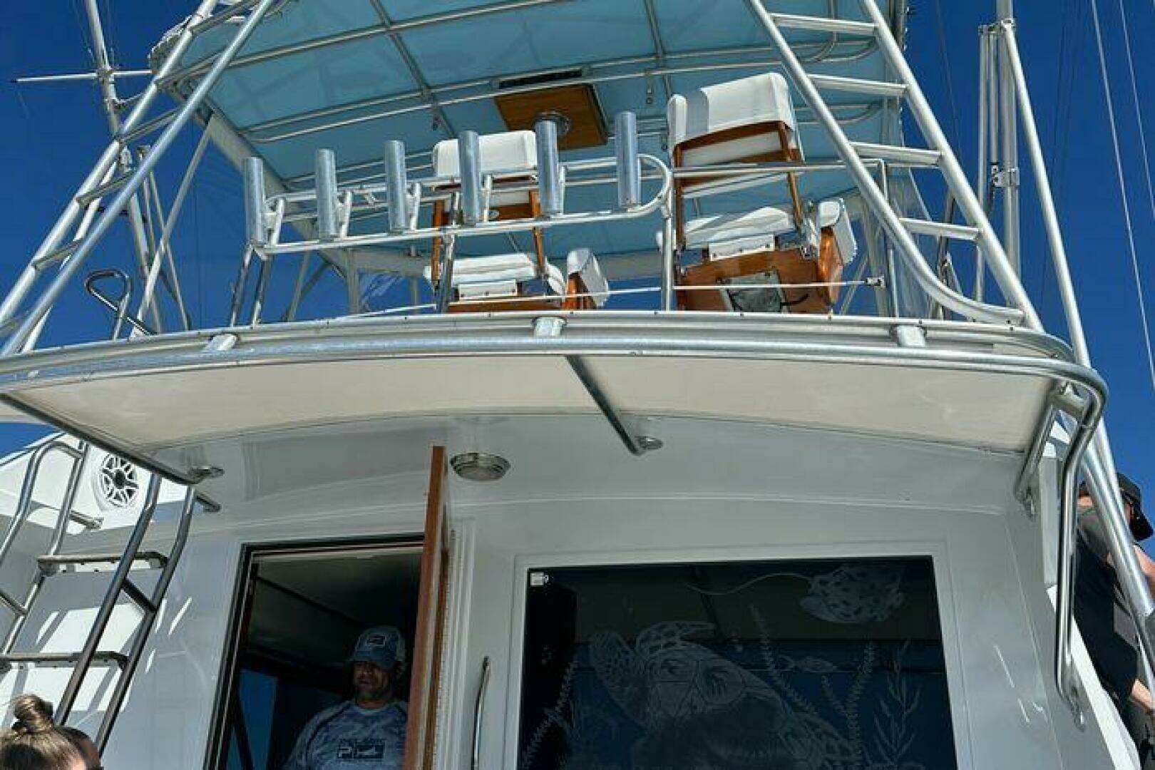 1990 Hatteras 45 Convertible - Image 19