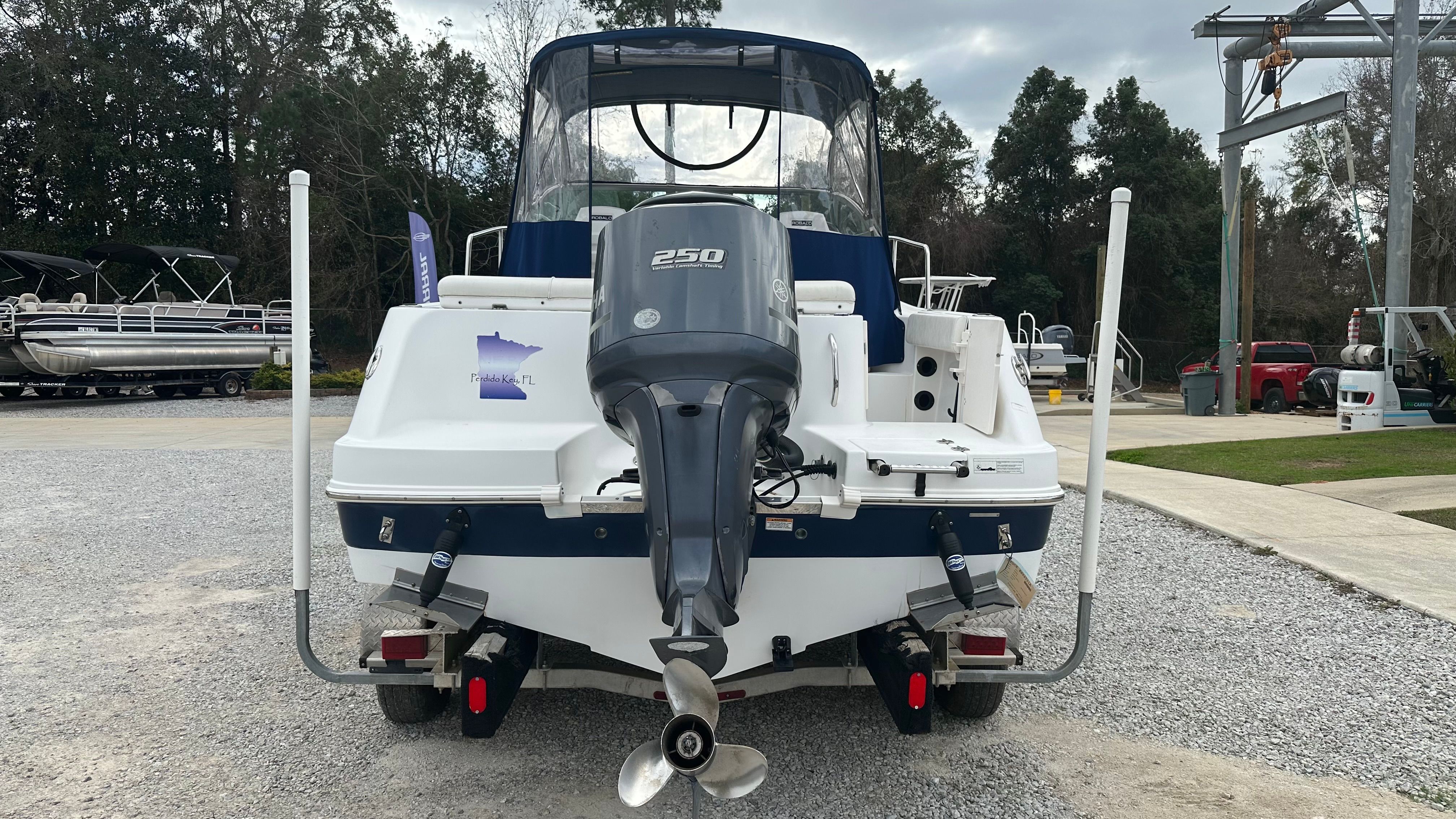 2012 ROBALO 225 CC - Image 4