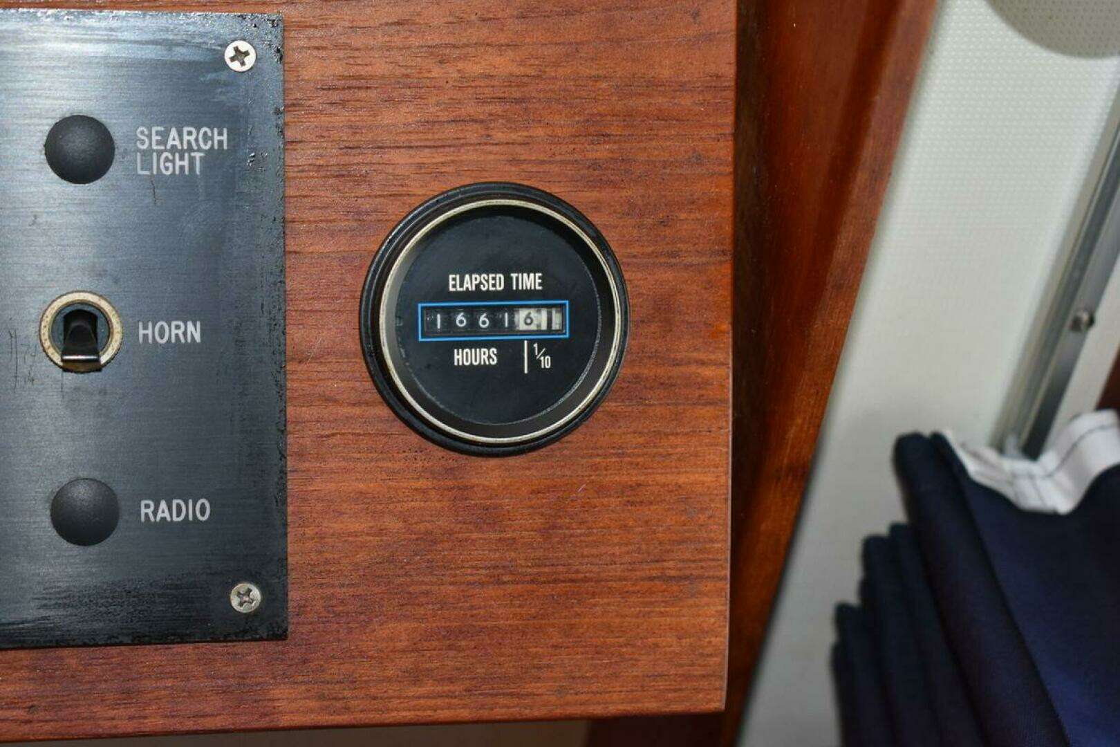 1985 Marinette 39 Double Cabin - Image 36