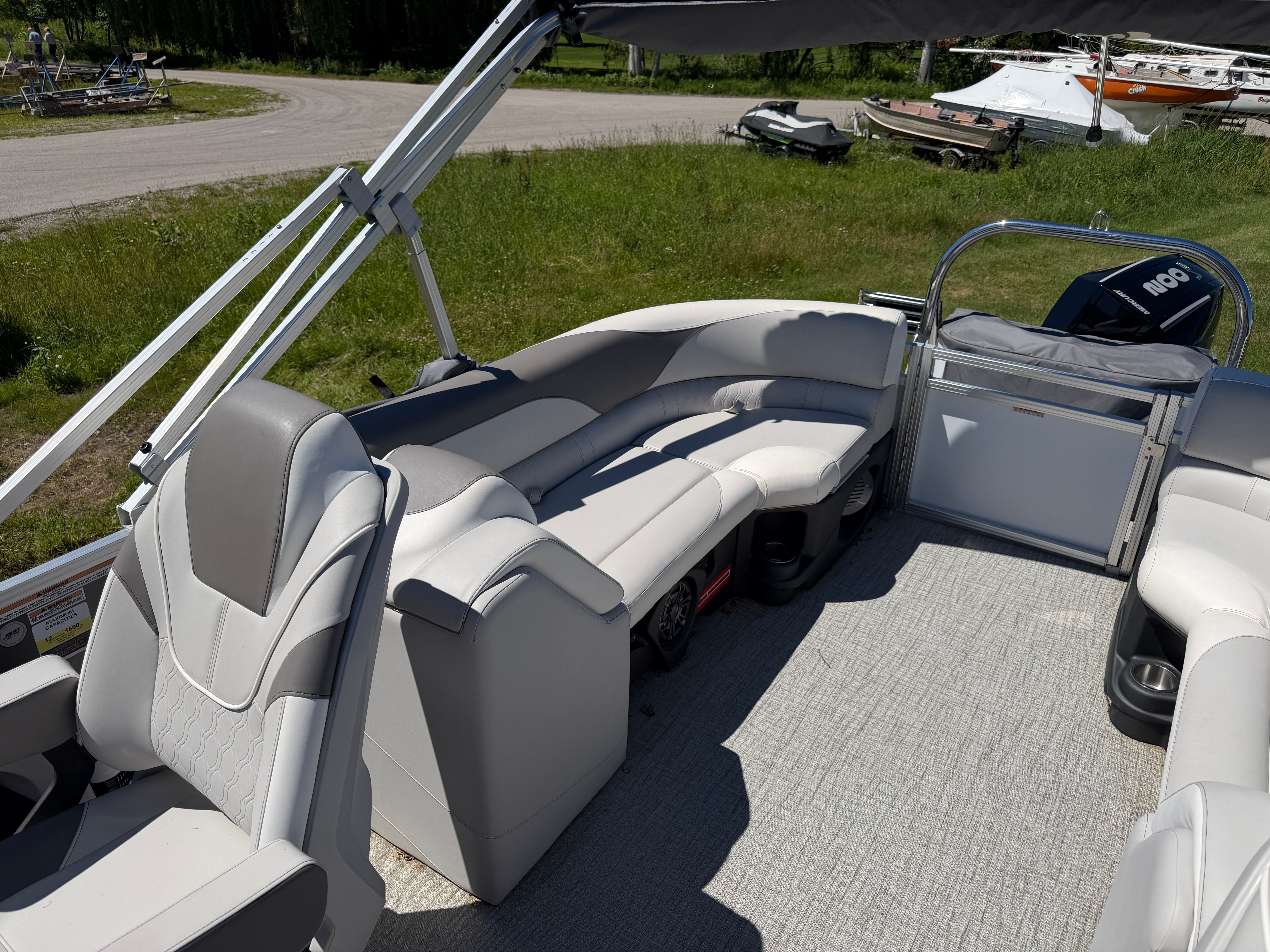 2024 Tahoe Pontoon LTZ 2385 Quad Lounger - 9