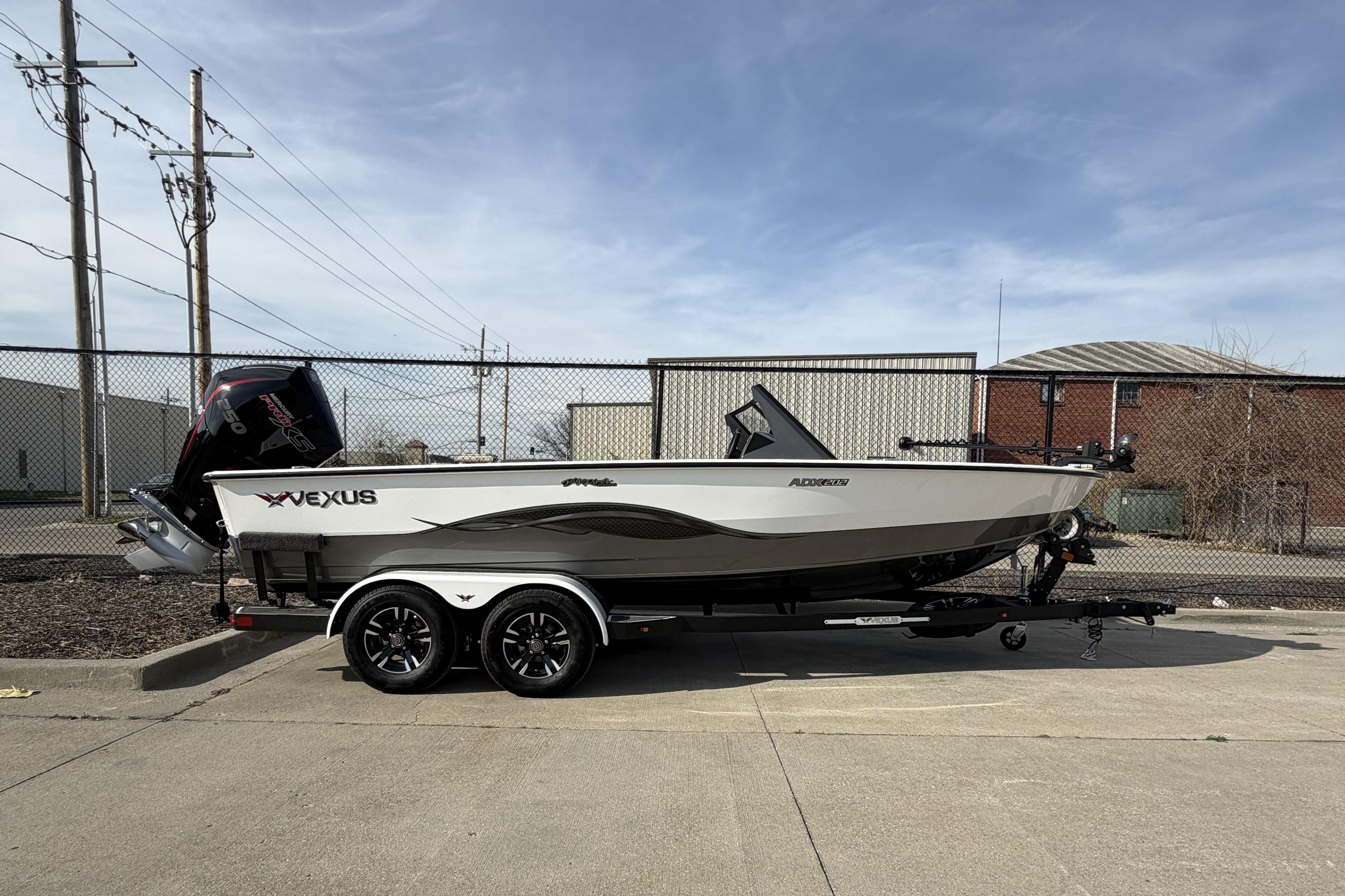 2026 Vexus ADX 202