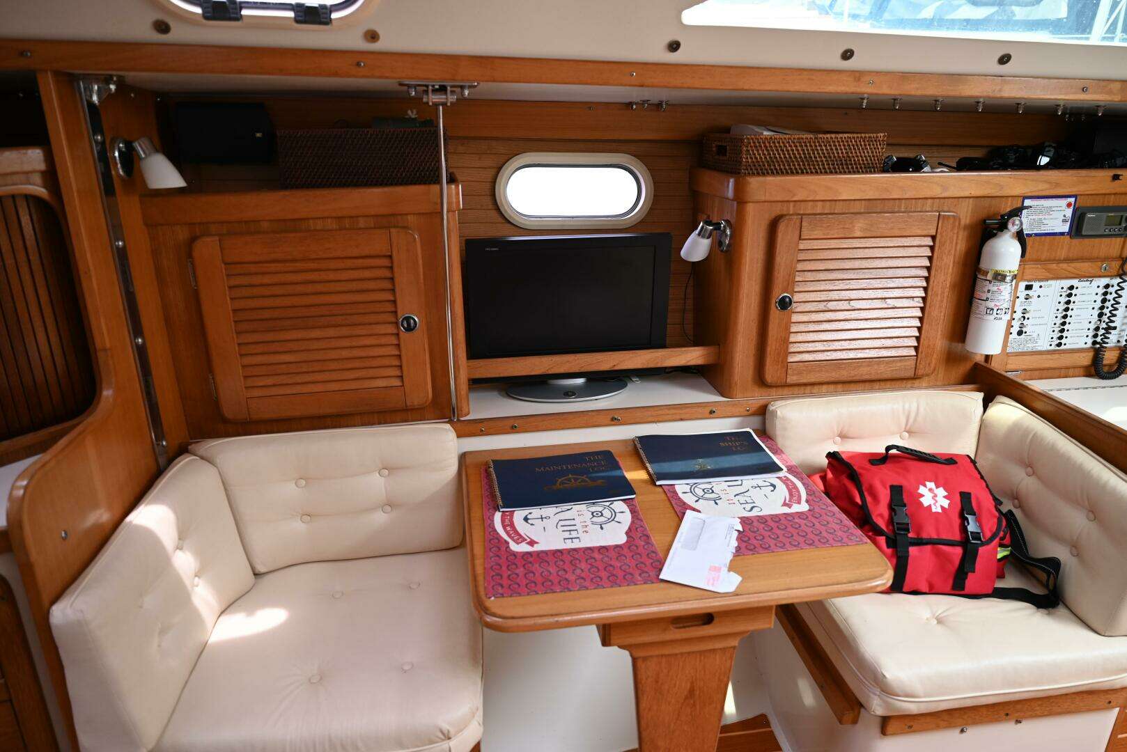 2002 Catalina 36 MKII - Image 39