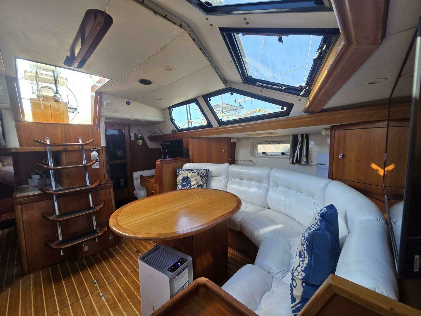 1998 Oyster 485 - Image 12
