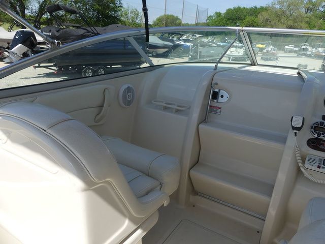 2003 Sea Ray 225 Weekender - 8