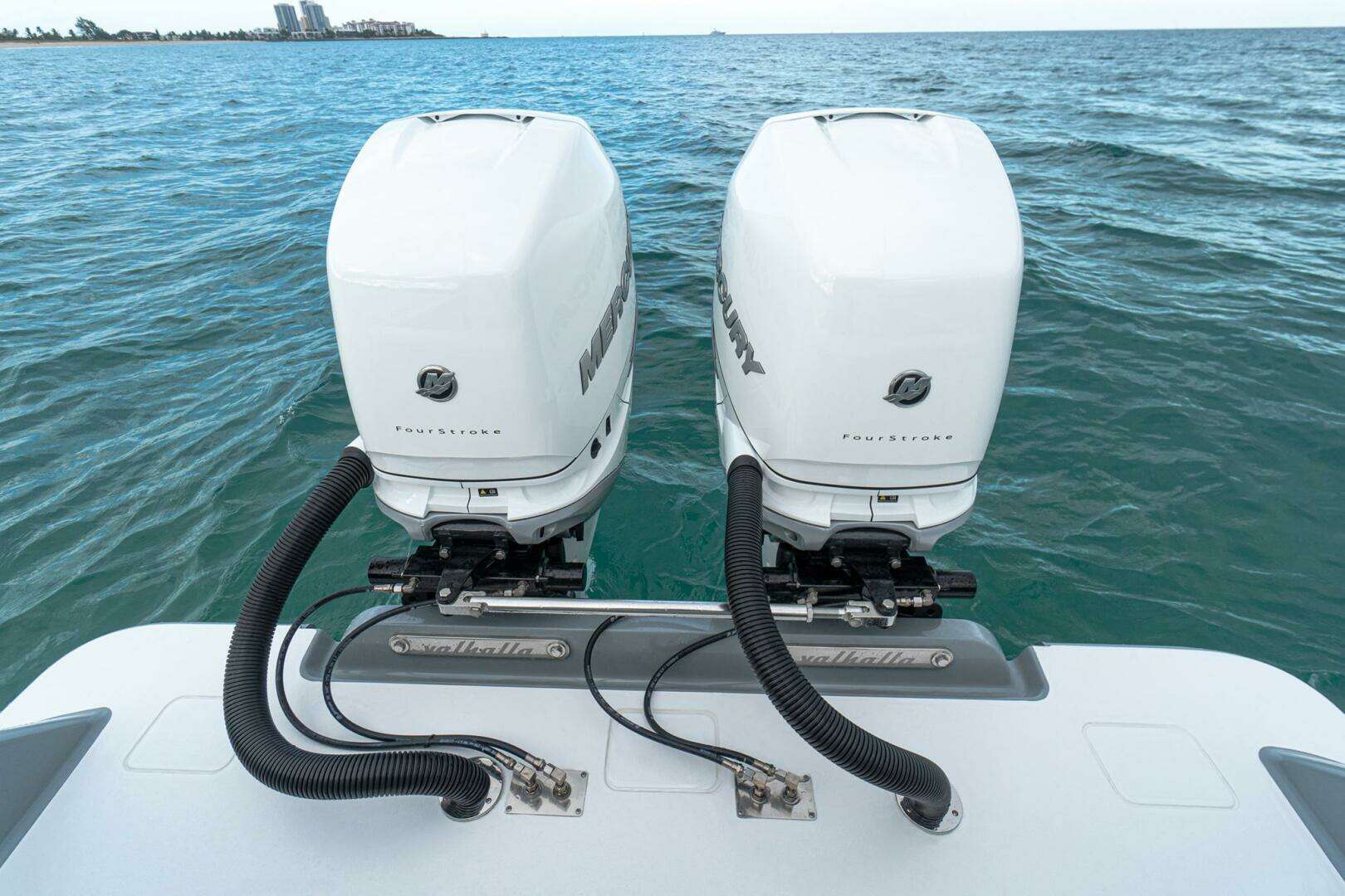 2026 Valhalla Boatworks V-33 - Image 2