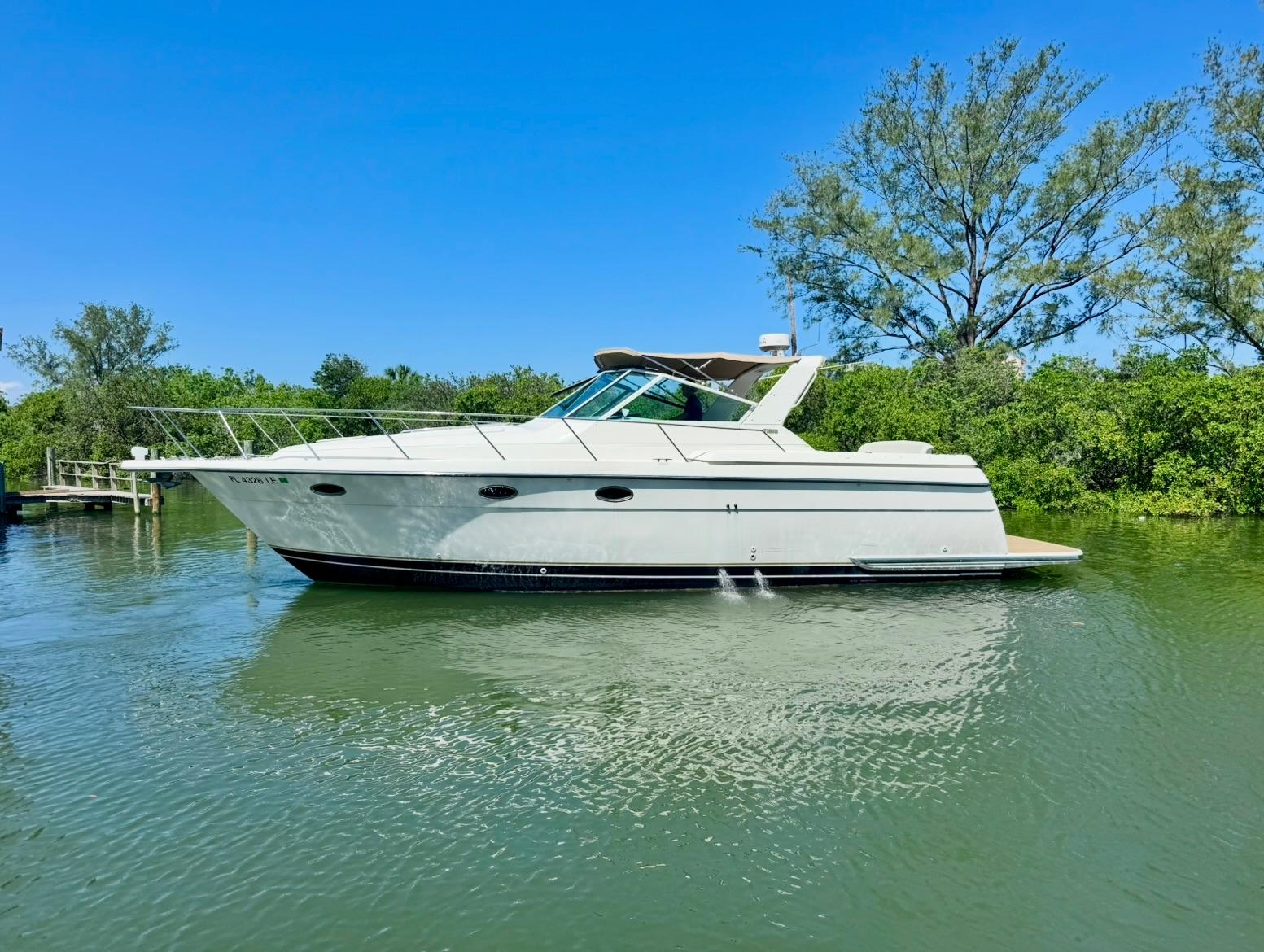 1998 Tiara Yachts 3500 Express