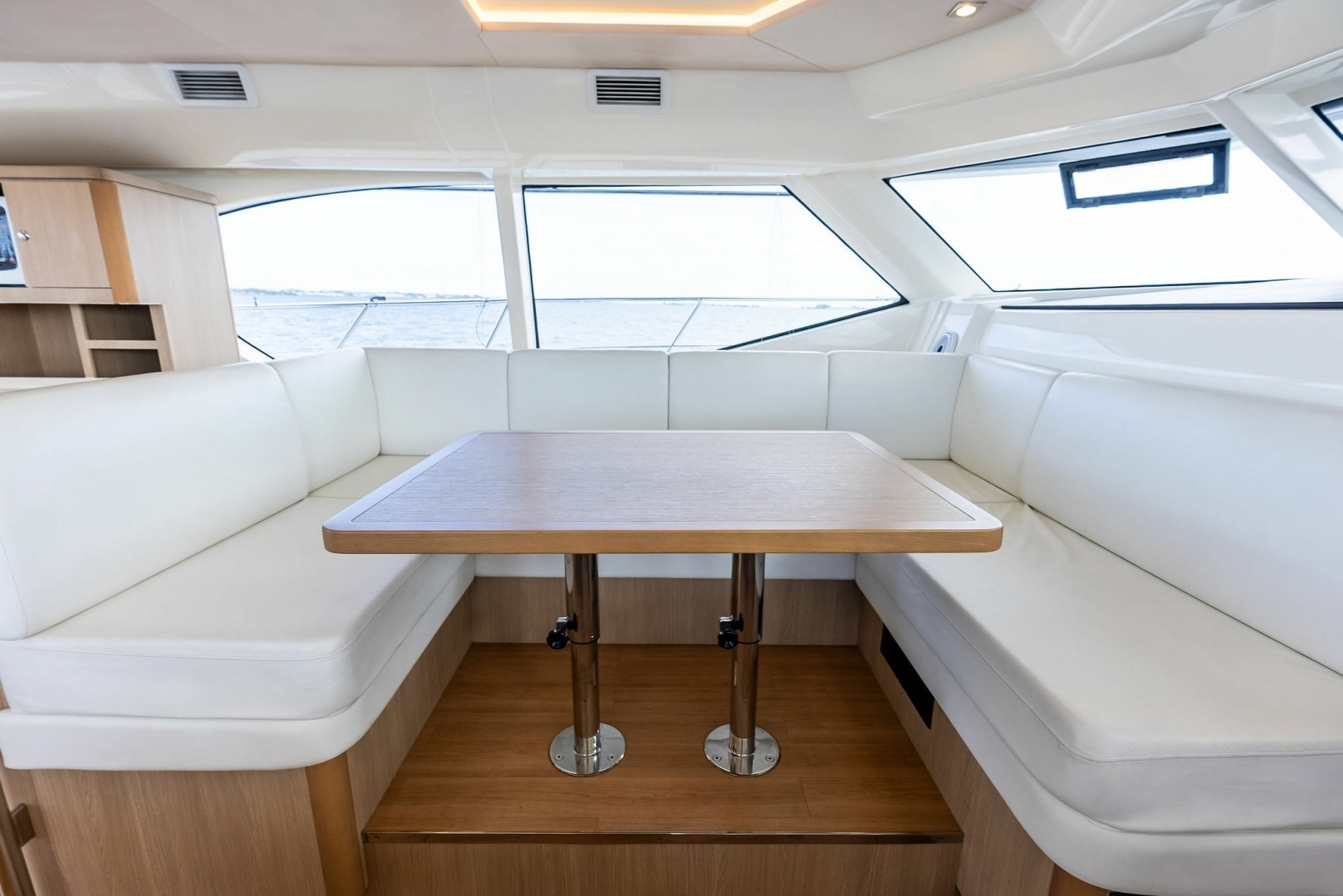 2021 Aquila — - Image 57