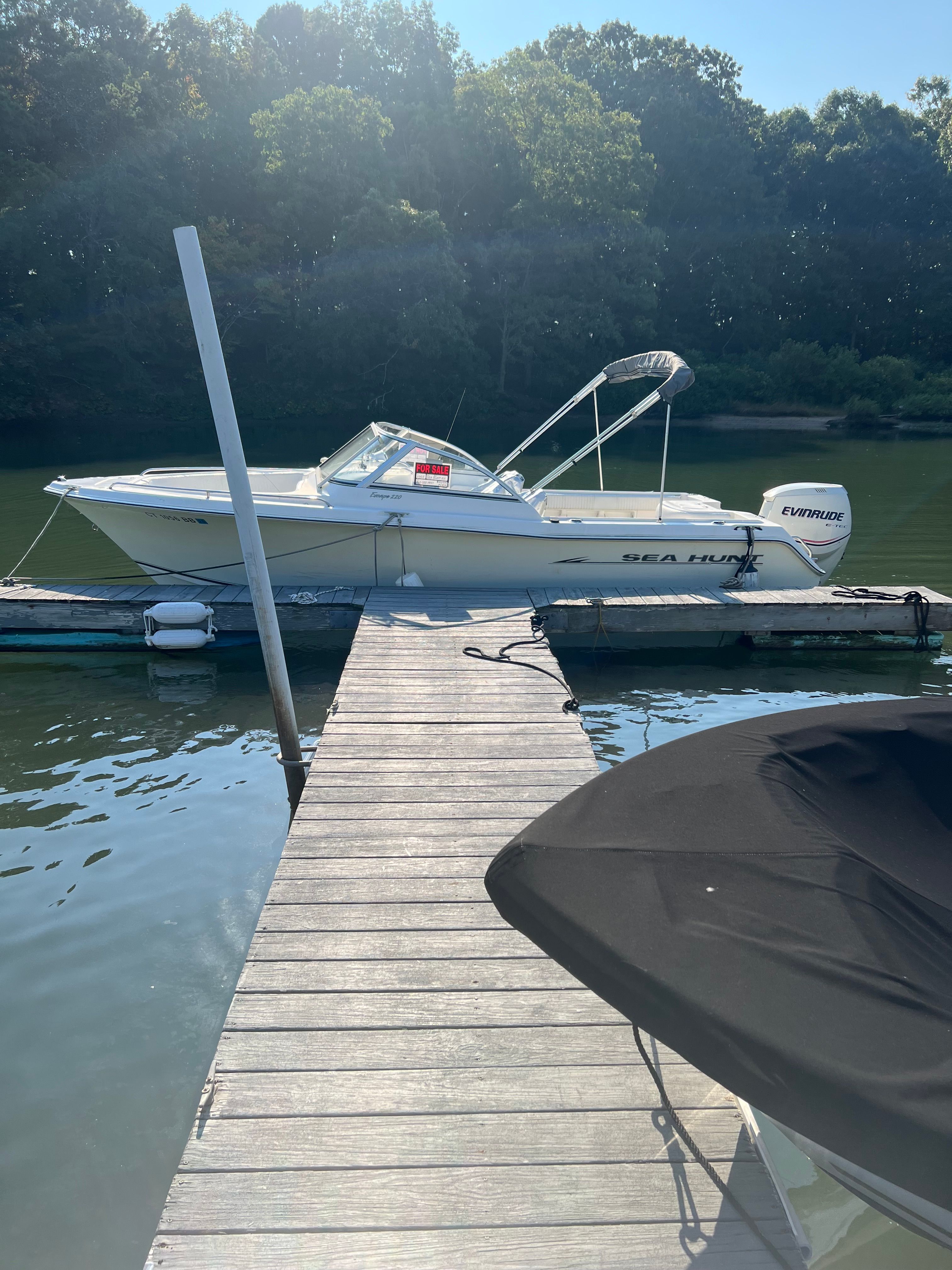2005 Sea Hunt Escape 220 - 4
