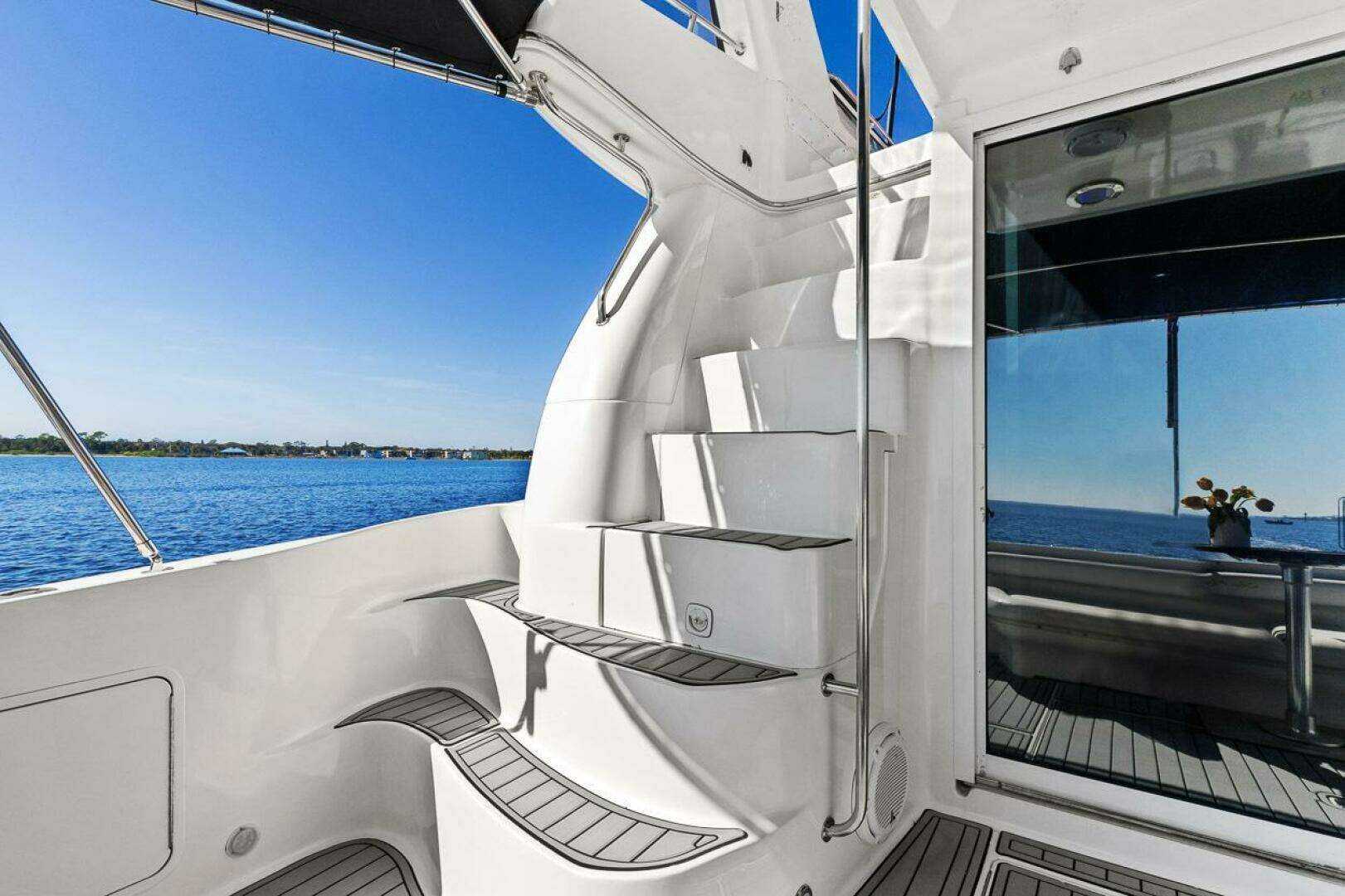 1998 Sea Ray 480 Sedan Bridge - Image 52