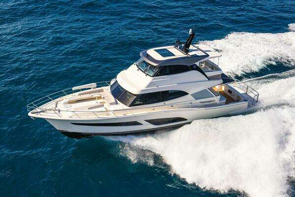 2026 Riviera 64 Sports Motor Yacht Series II