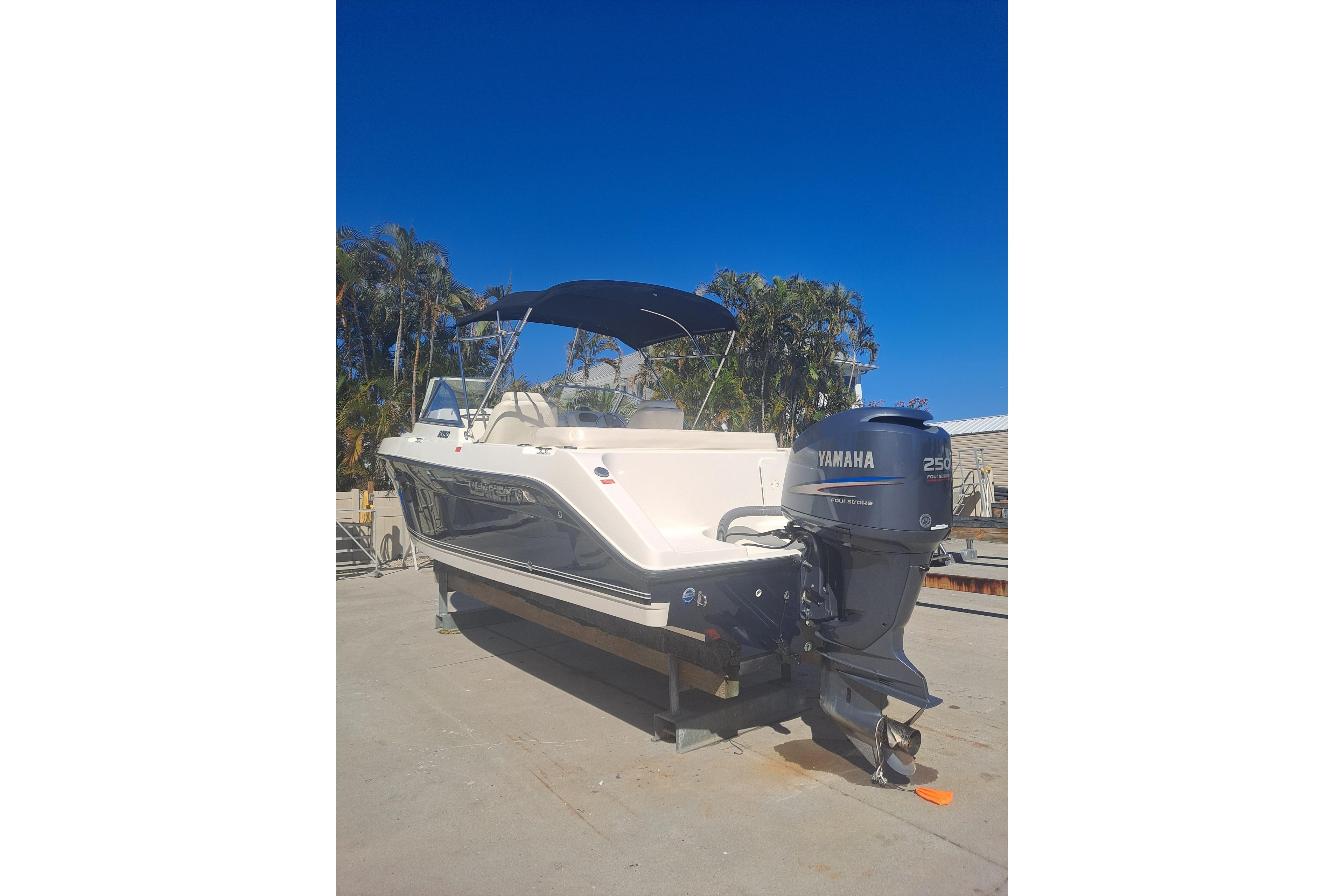 2008 Century 2350 Dual Console