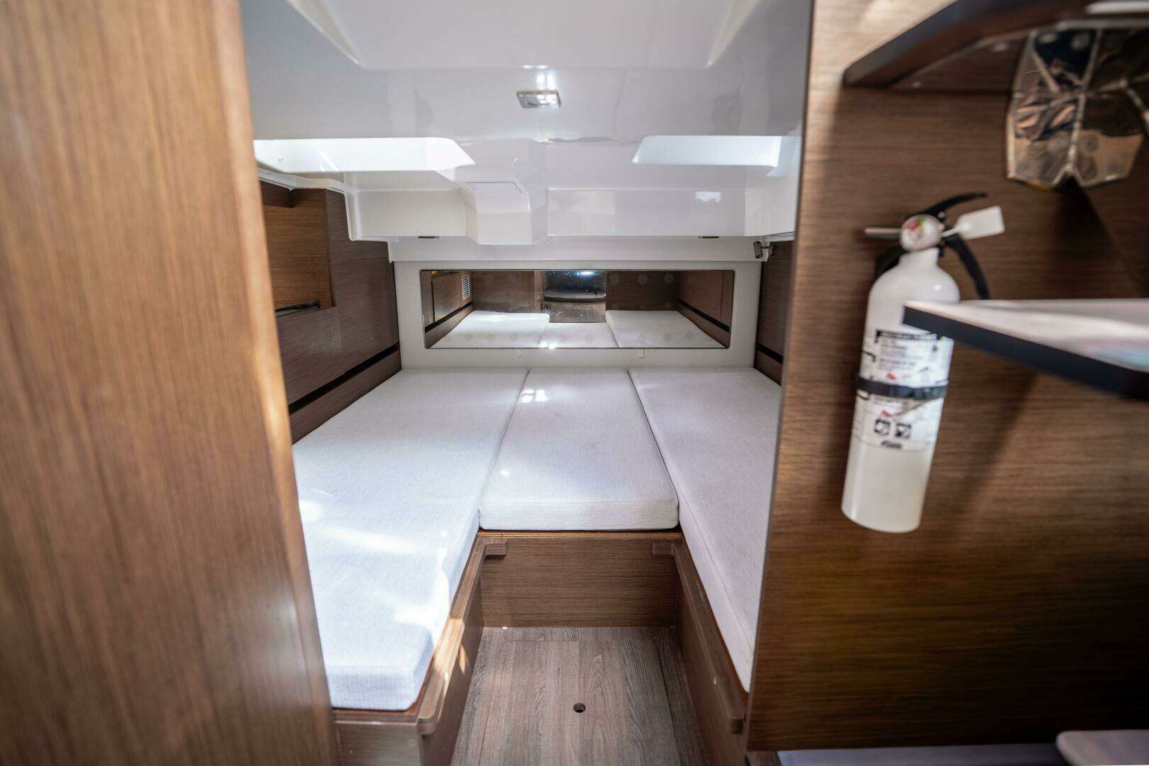 2024 Jeanneau Leader 10.5 WA S2 - Image 42