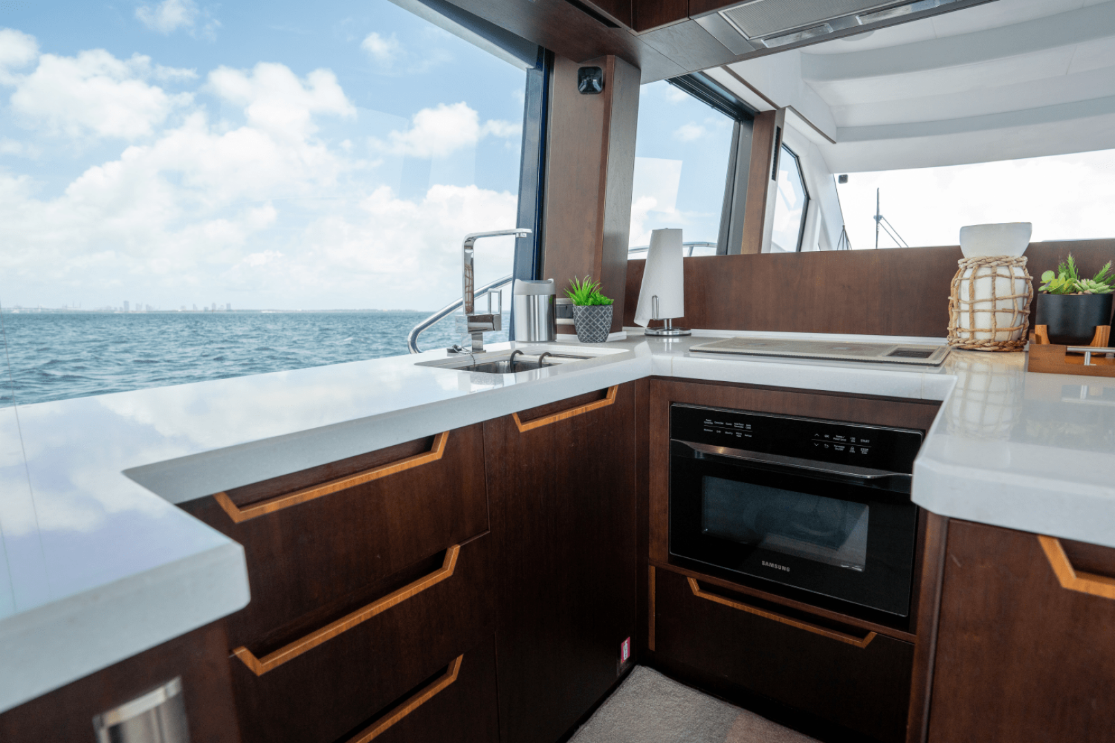 2020 Galeon 500 Fly - Image 23