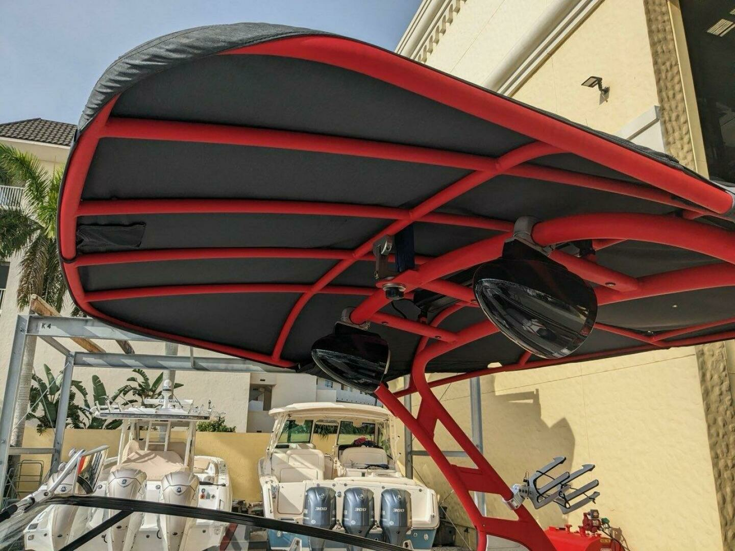 2020 Yamaha Boats 242X - Image 9