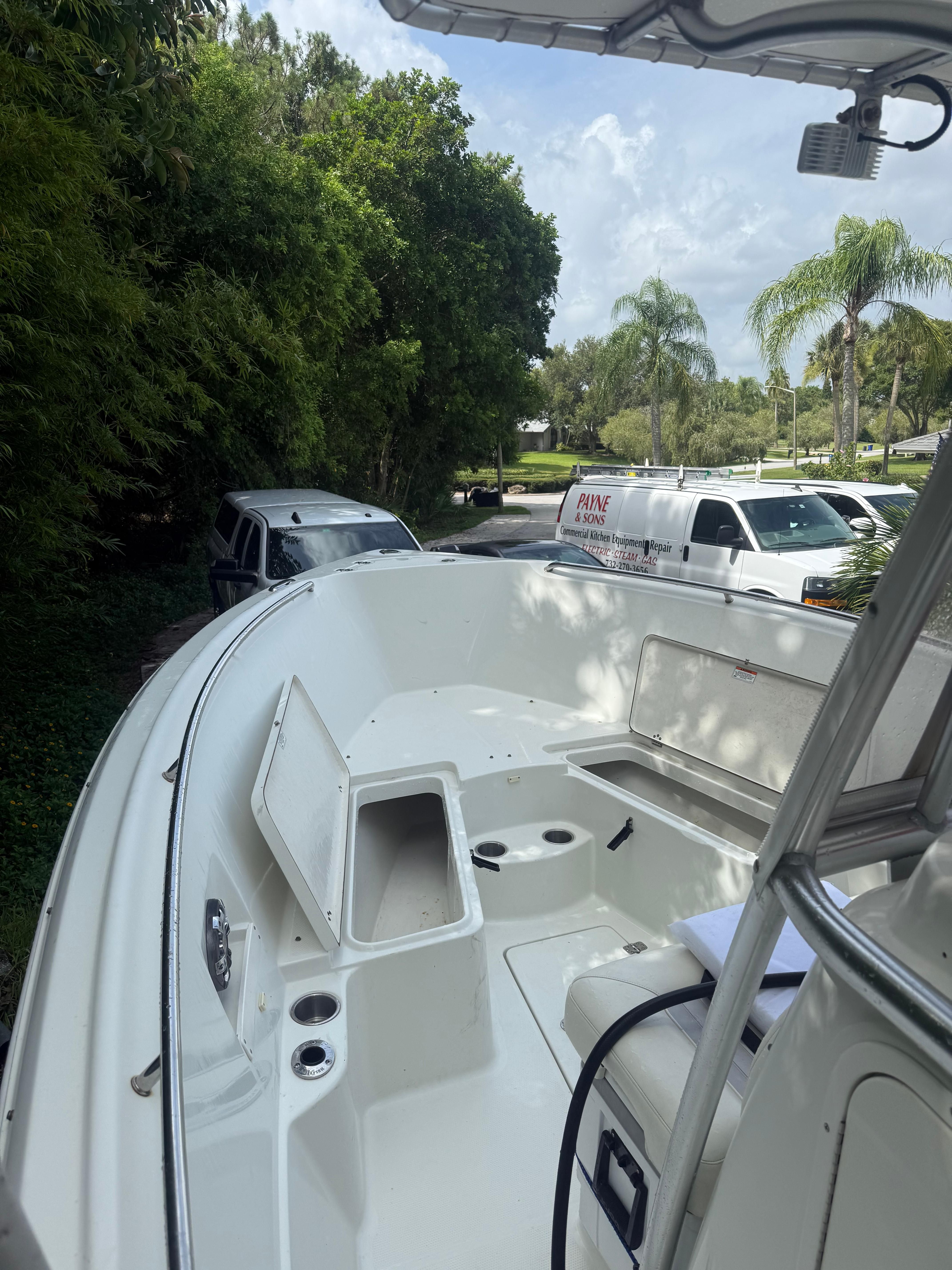 2008 Sailfish 2660 CC - 6