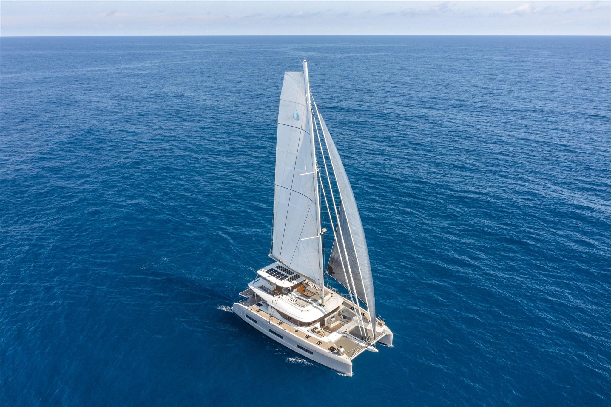 2025 Lagoon 60